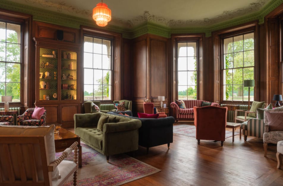 Photo of Hartham Park Estate, Enfilade