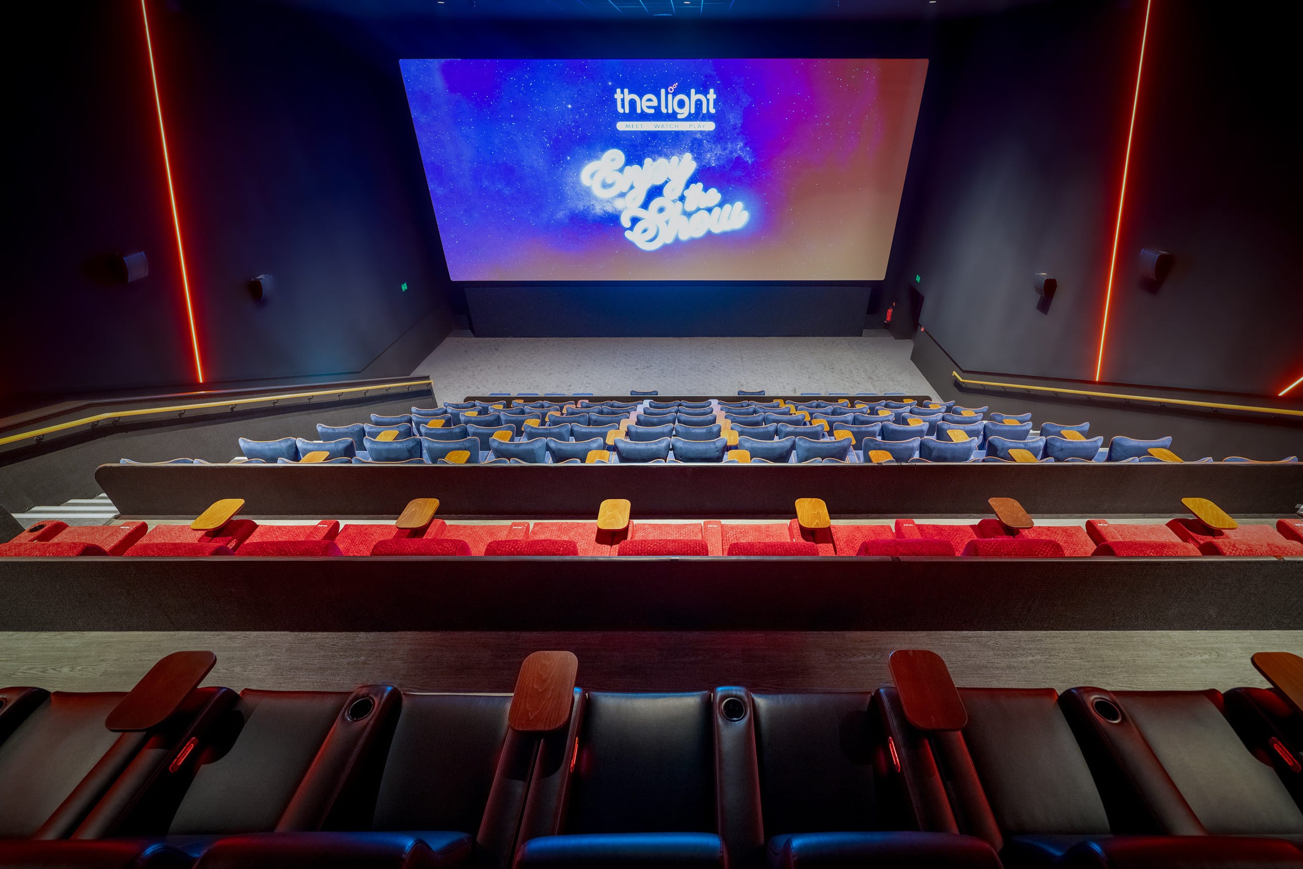 Photo of The Light, Redhill, Private Screens At The Light