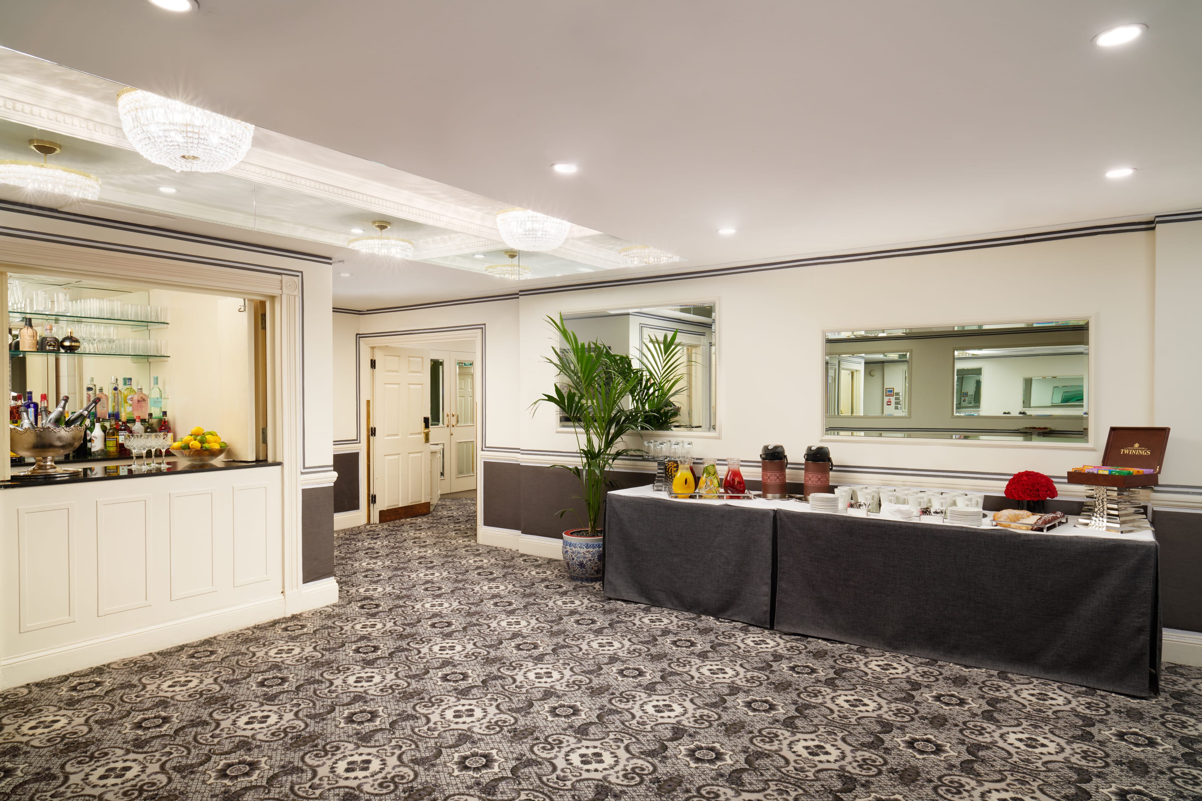 Photo of The Montague On The Gardens, Great Russell Suite