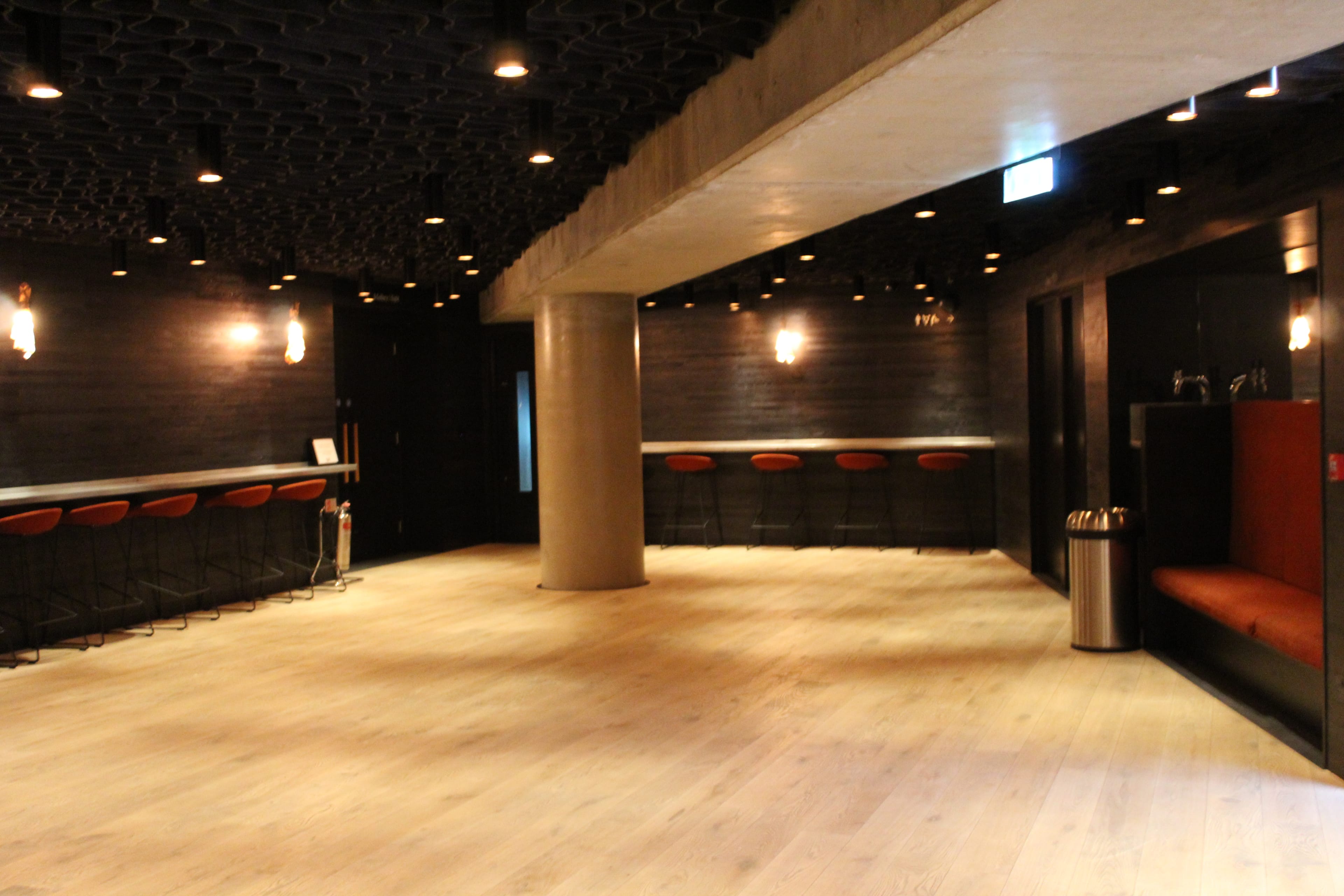 Photo of Bridge Theatre, Lower Foyer