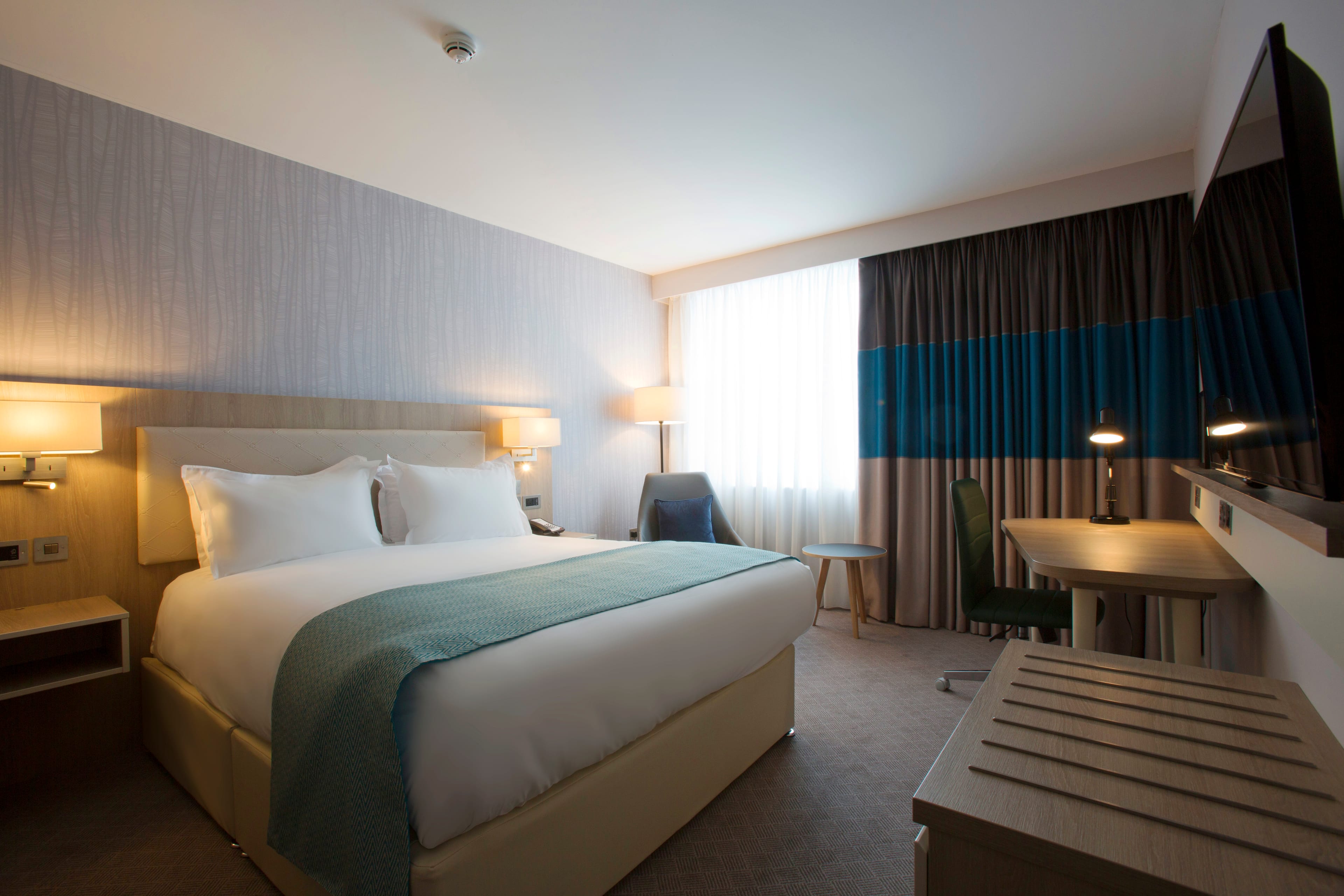Photo of Holiday Inn Manchester City Centre, Roby 1844