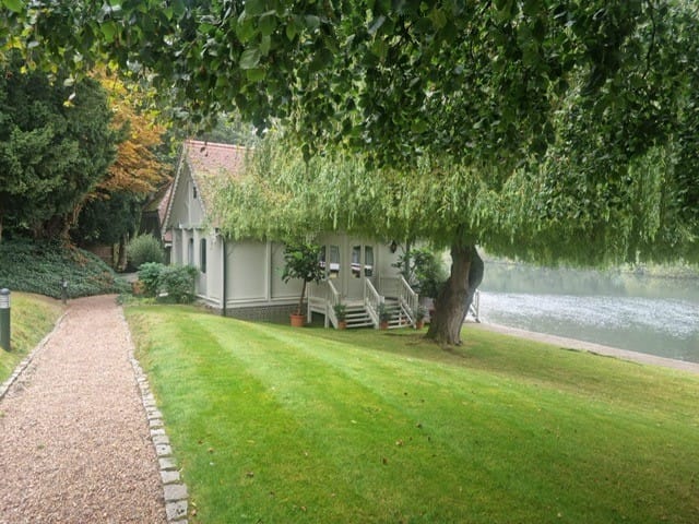 Photo of The Oakley Court, The Boathouse