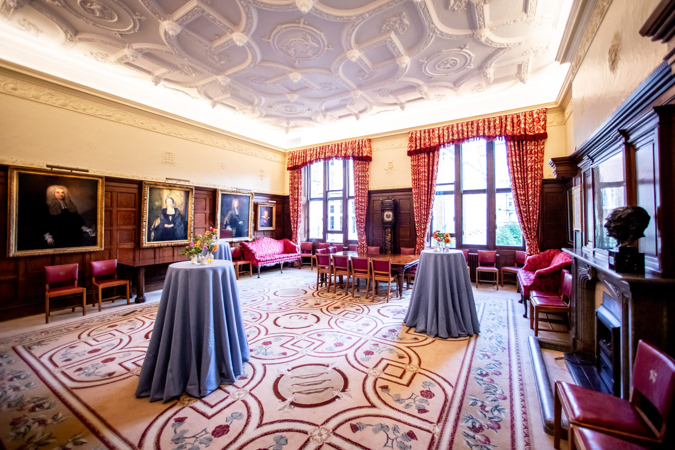 Photo of Middle Temple Hall And Garden Lawns, Queen's Room