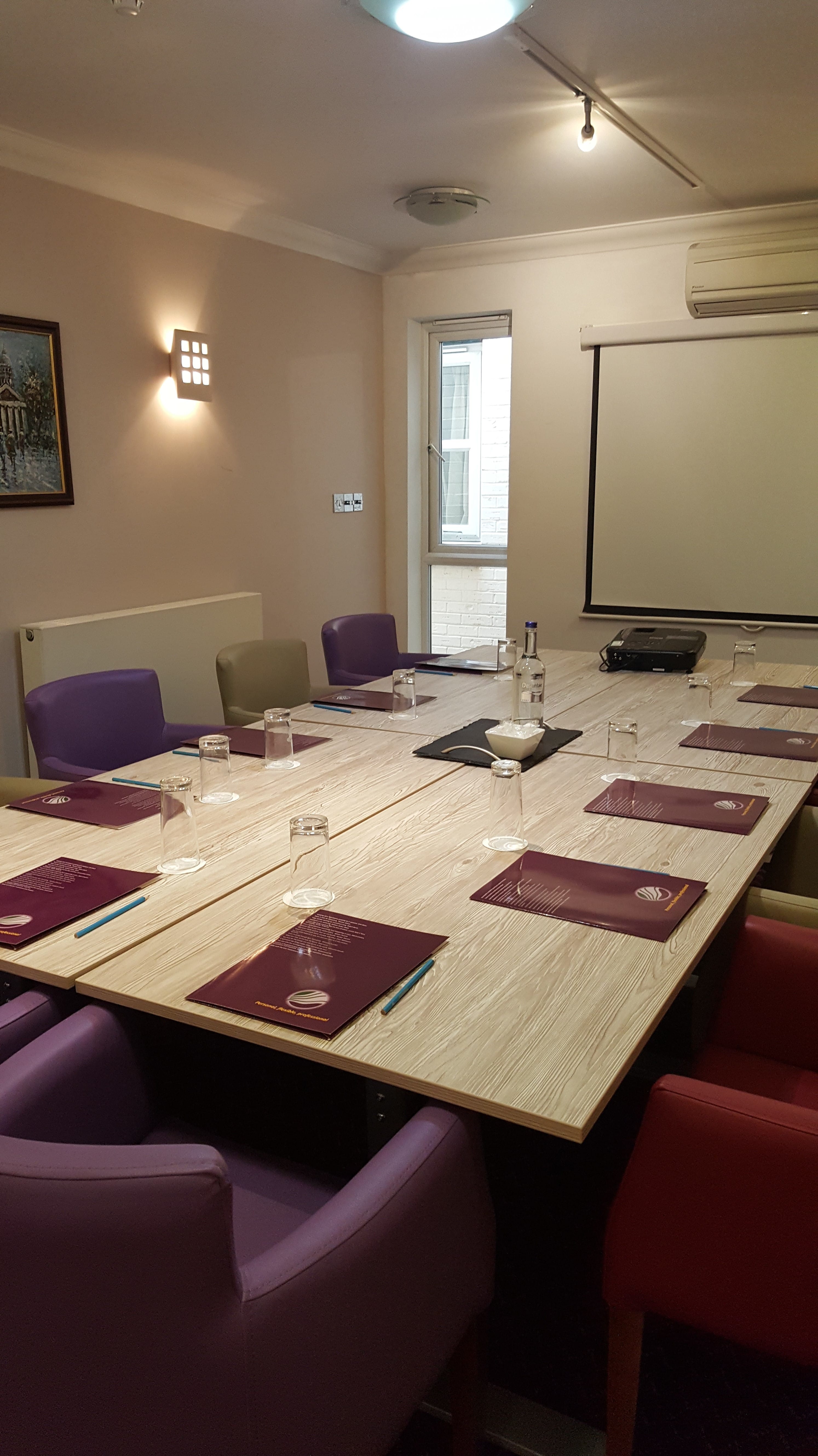 Photo of The Queensgate Hotel & Conference Centre, Diamond Suite
