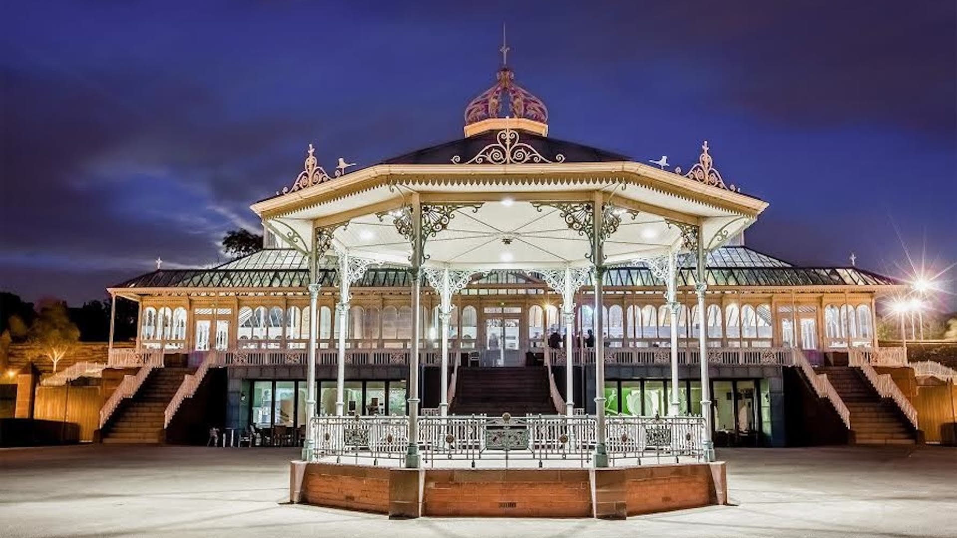 Photo of Isla Gladstone Conservatory, Wedding Hire