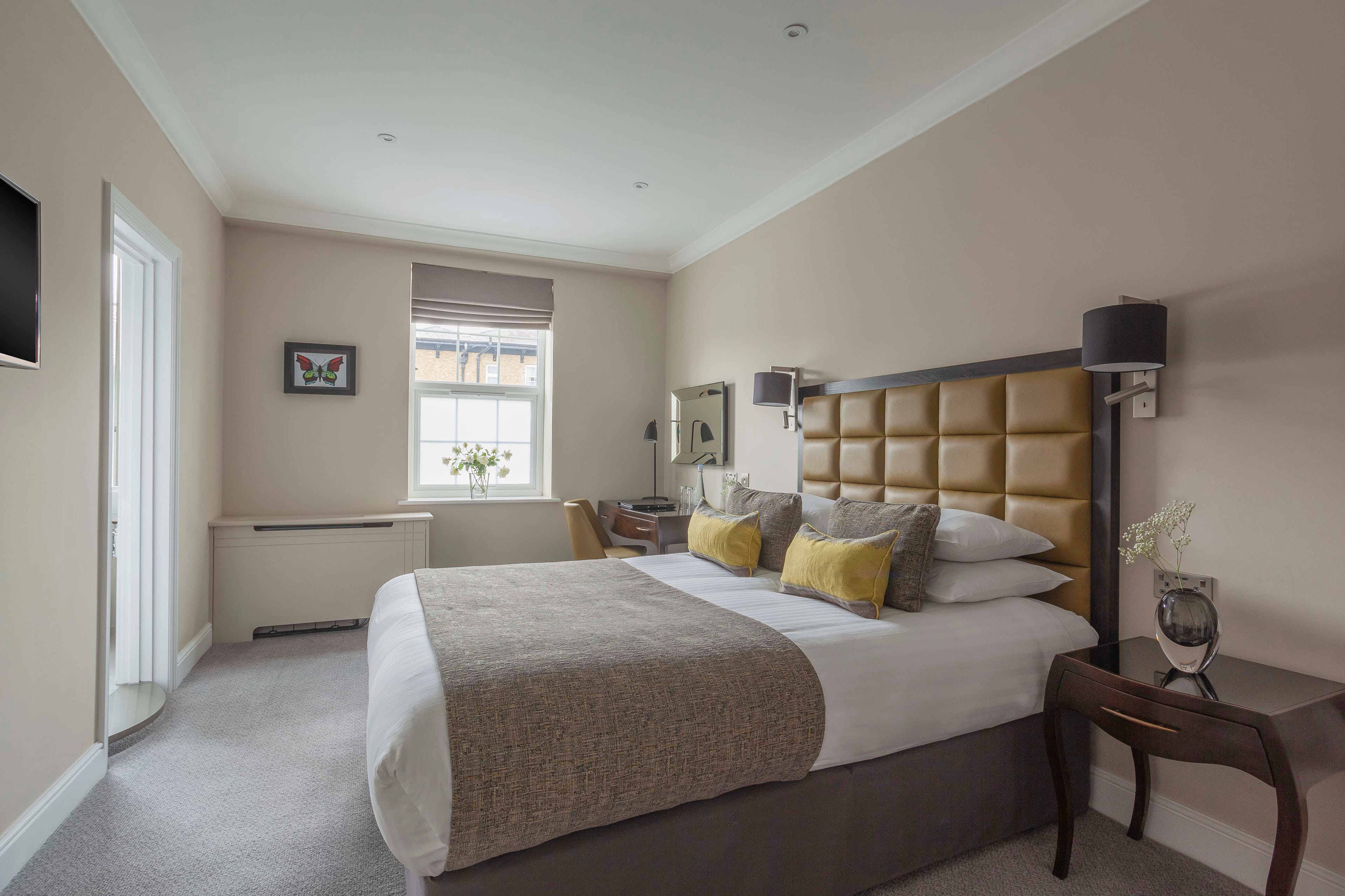Photo of Oatlands Park Hotel, Surrey & Cedar