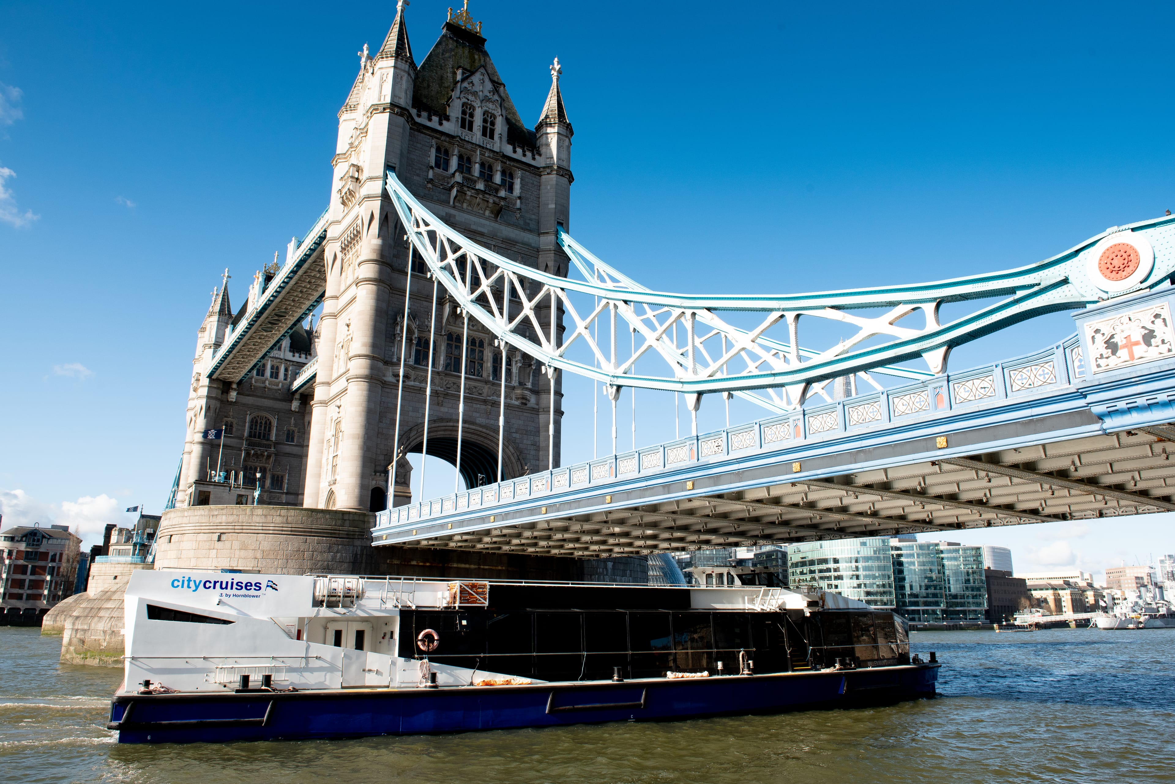 Photo of City Cruises, M.v. Millennium Diamond