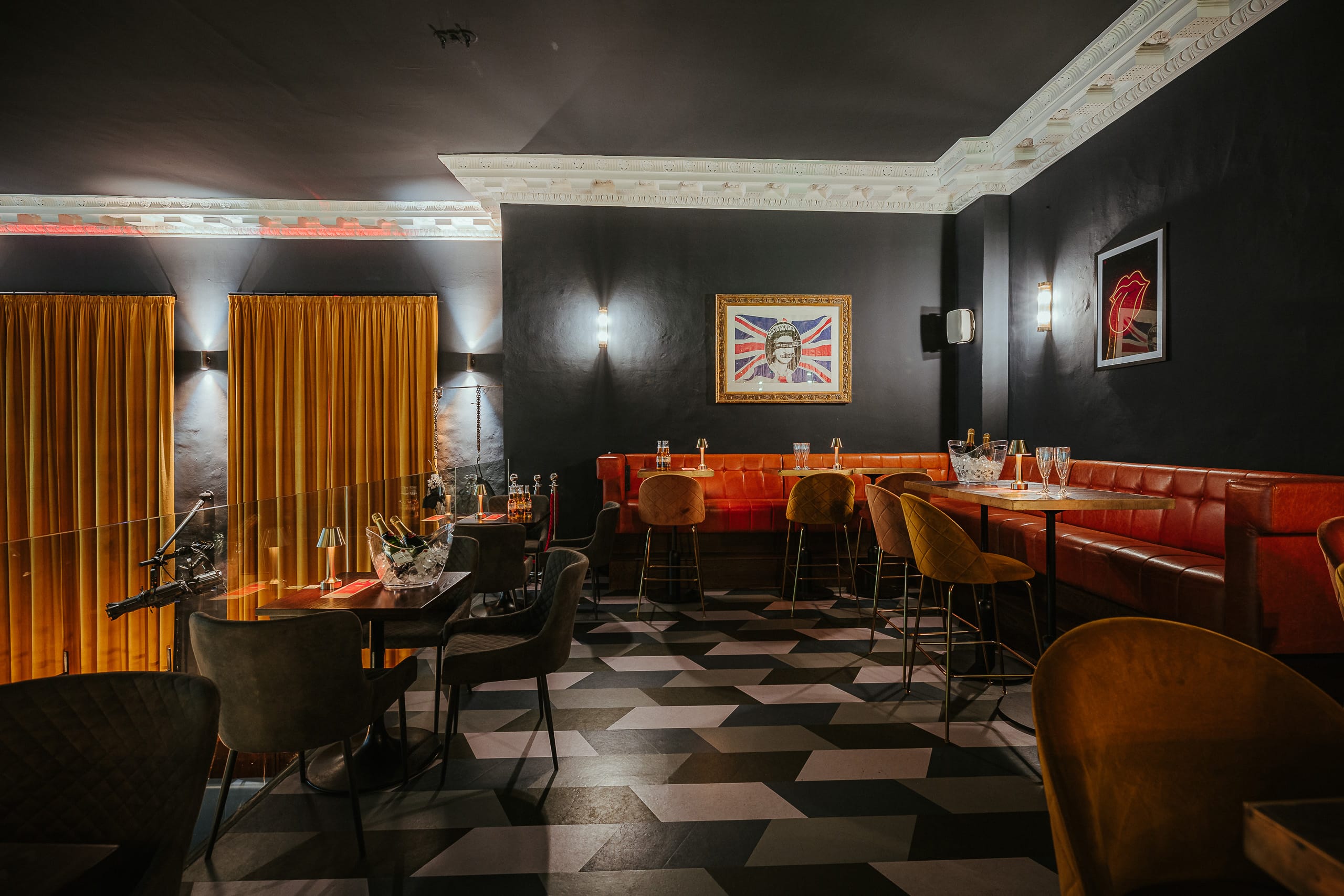 Photo of Amazing Grace London Bridge, Mezzanine