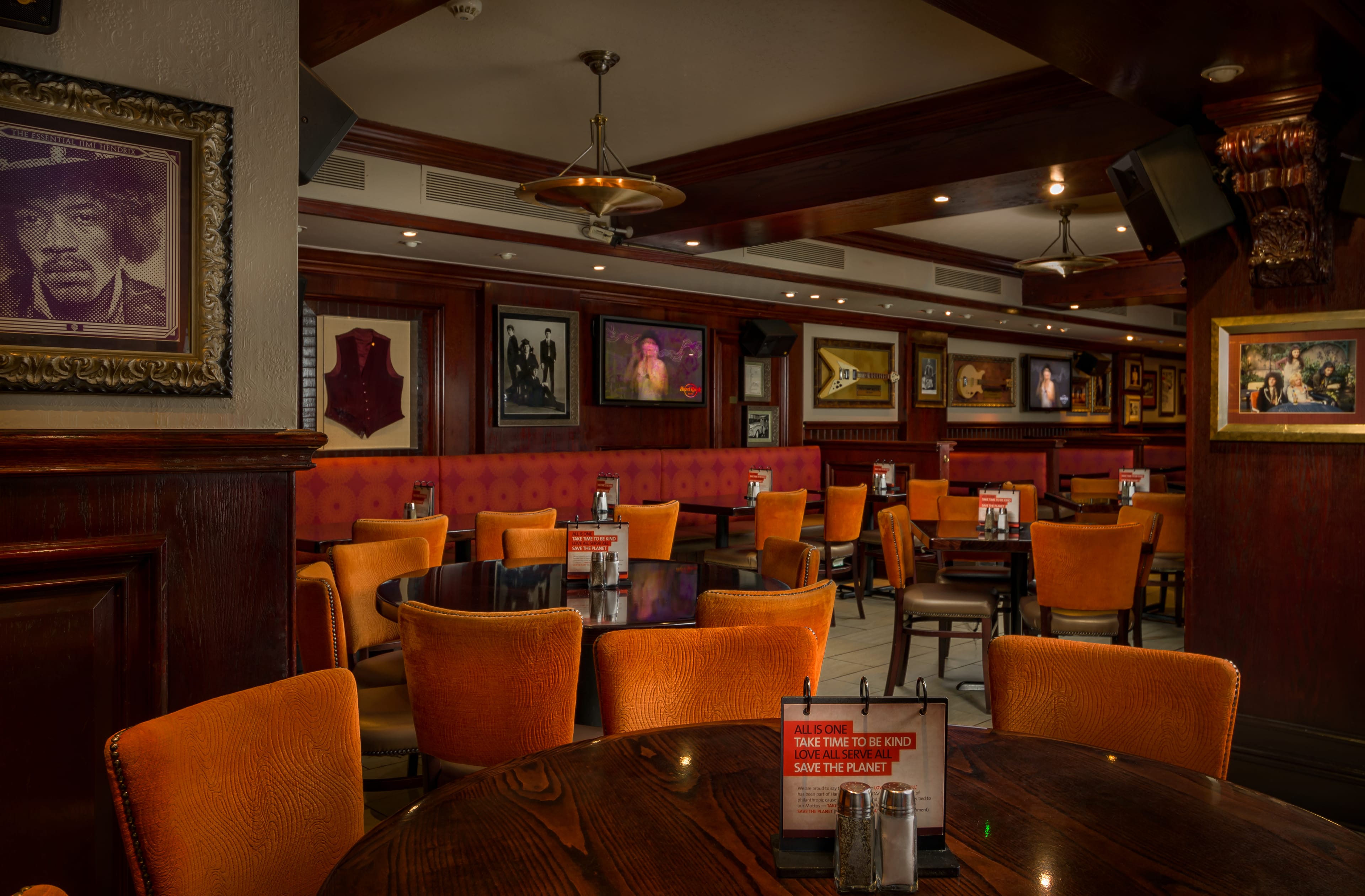 Photo of Hard Rock Cafe Edinburgh, Whole Venue