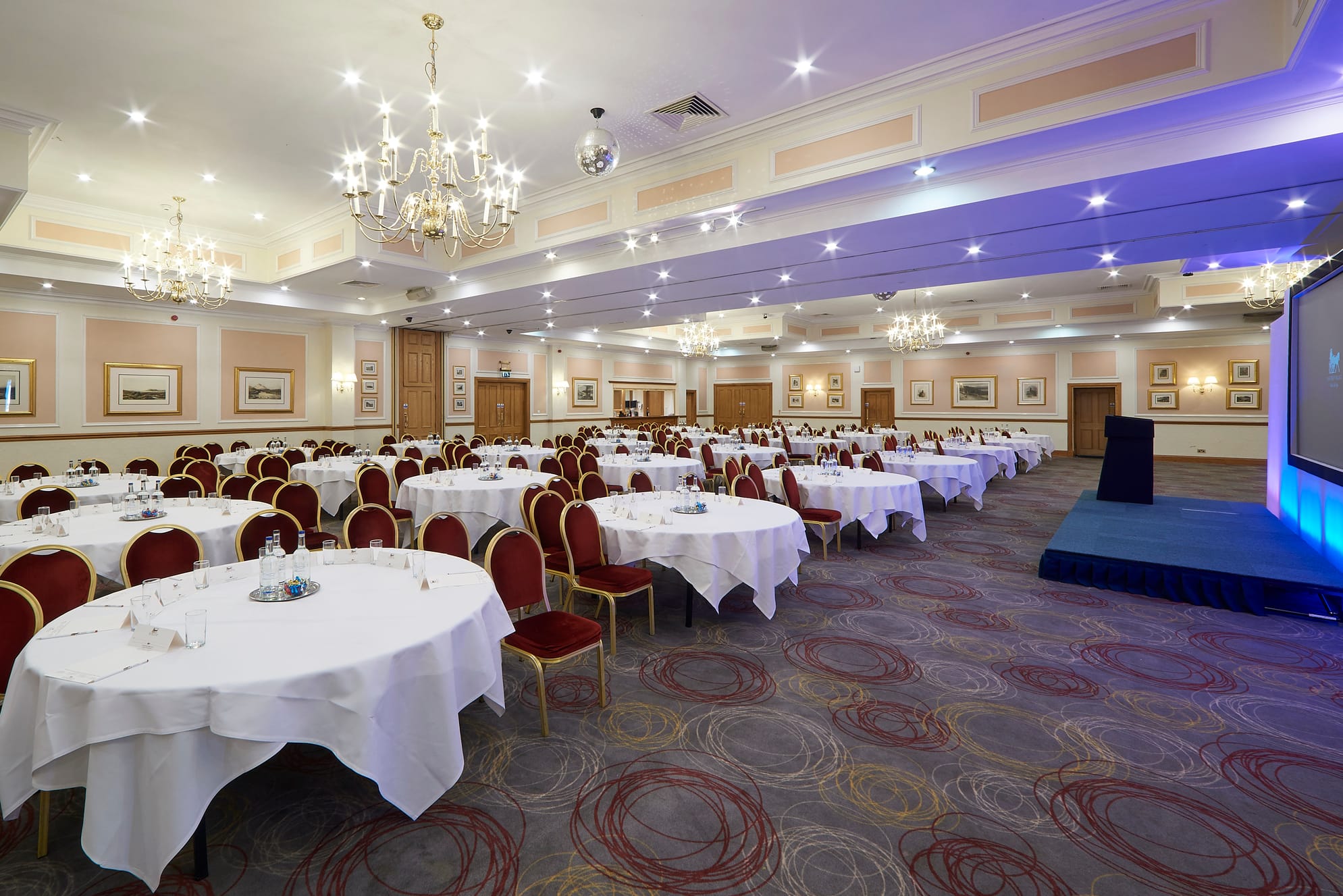 Photo of Last Drop Village Hotel & Spa, Pennine Suite