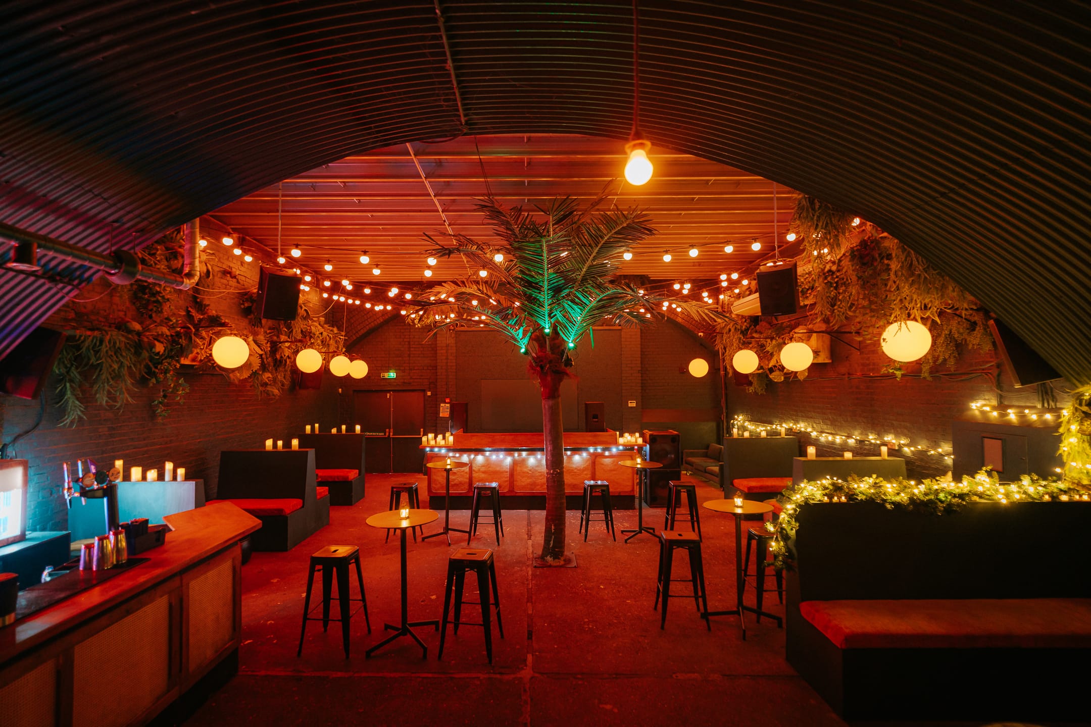 Photo of Night Tales, Arch 14 (Formerly The Palm Bar) - Hackney