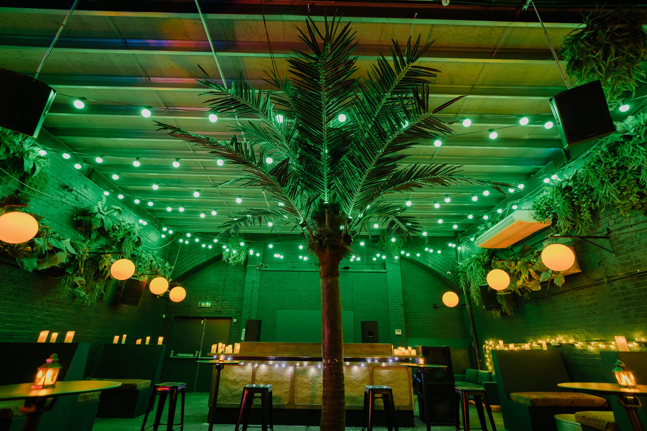 Photo of Night Tales, Arch 14 (Formerly The Palm Bar) - Hackney