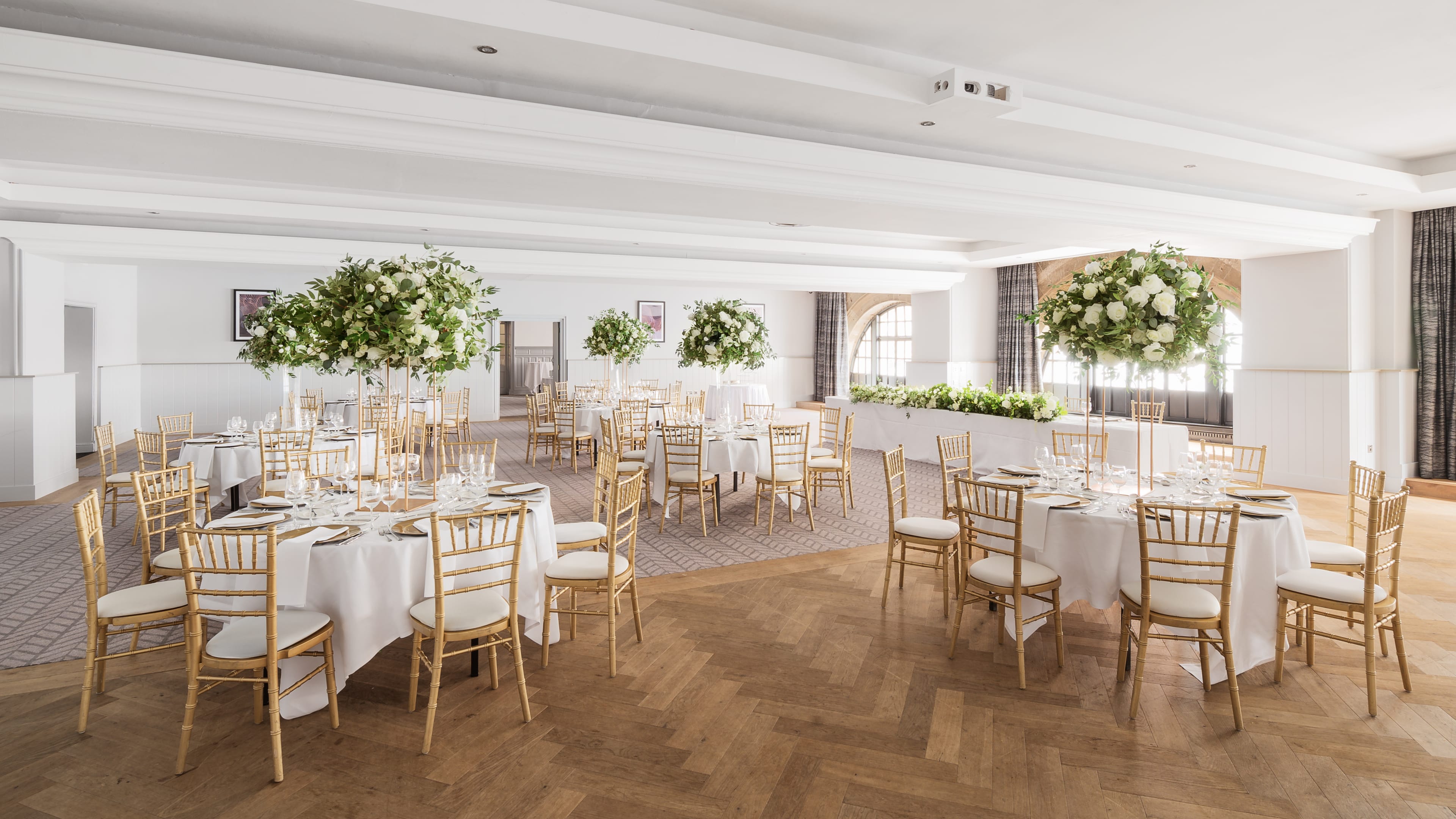 Photo of Voco Grand Central Glasgow, The Victoria