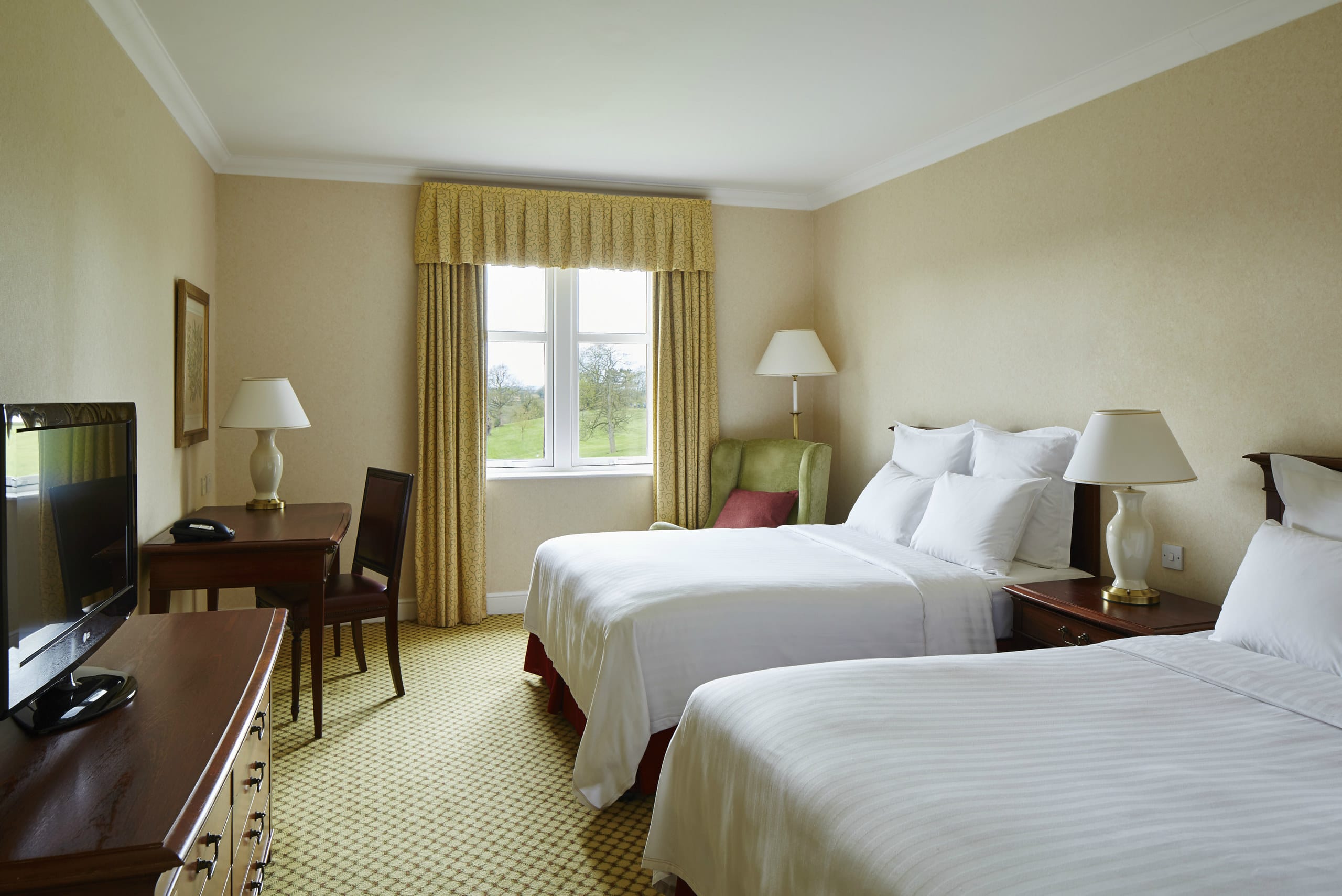 Photo of Breadsall Priory Marriott Hotel & Country Club, Gun
