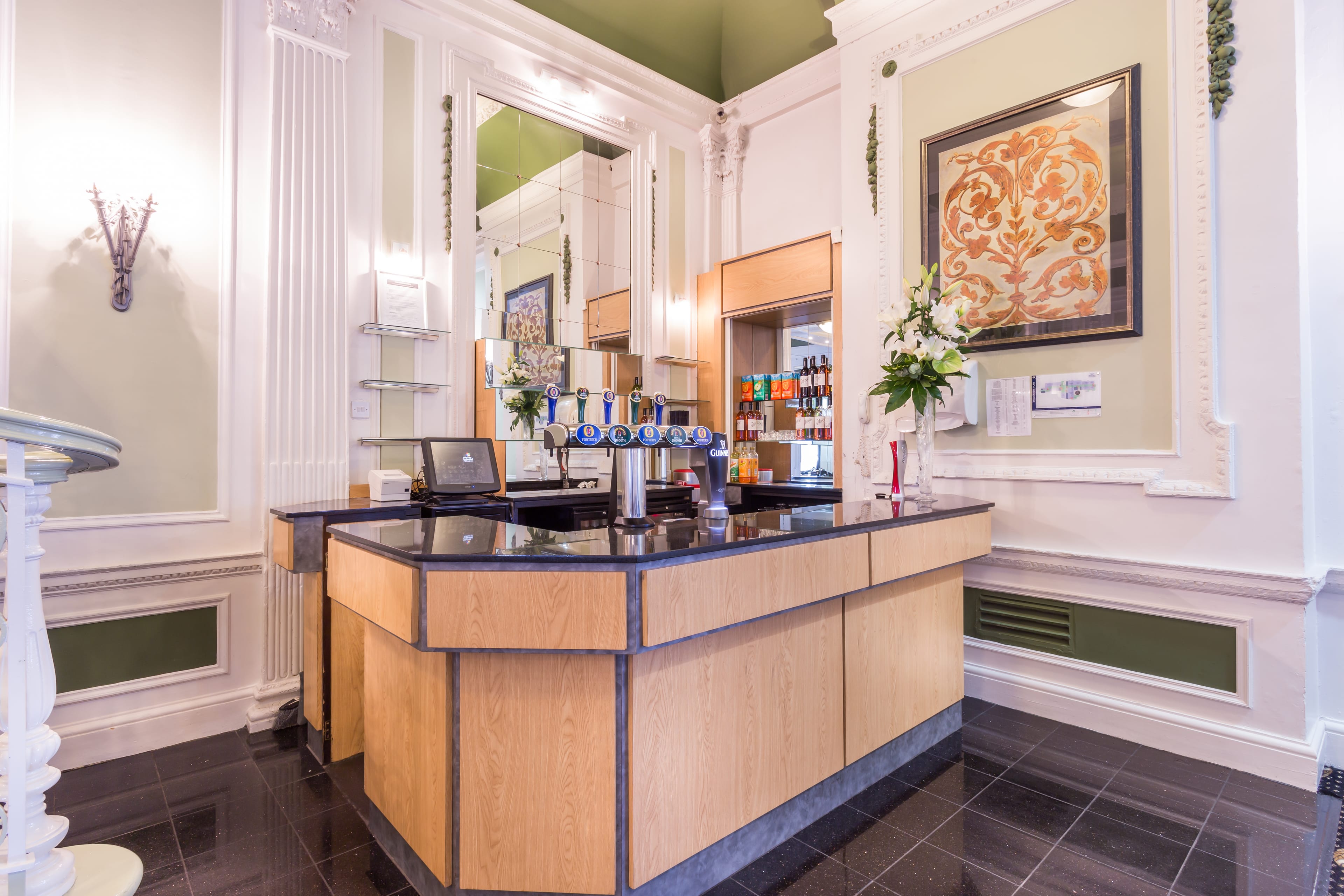 Photo of The Royal Station Hotel Newcastle, Collingwood