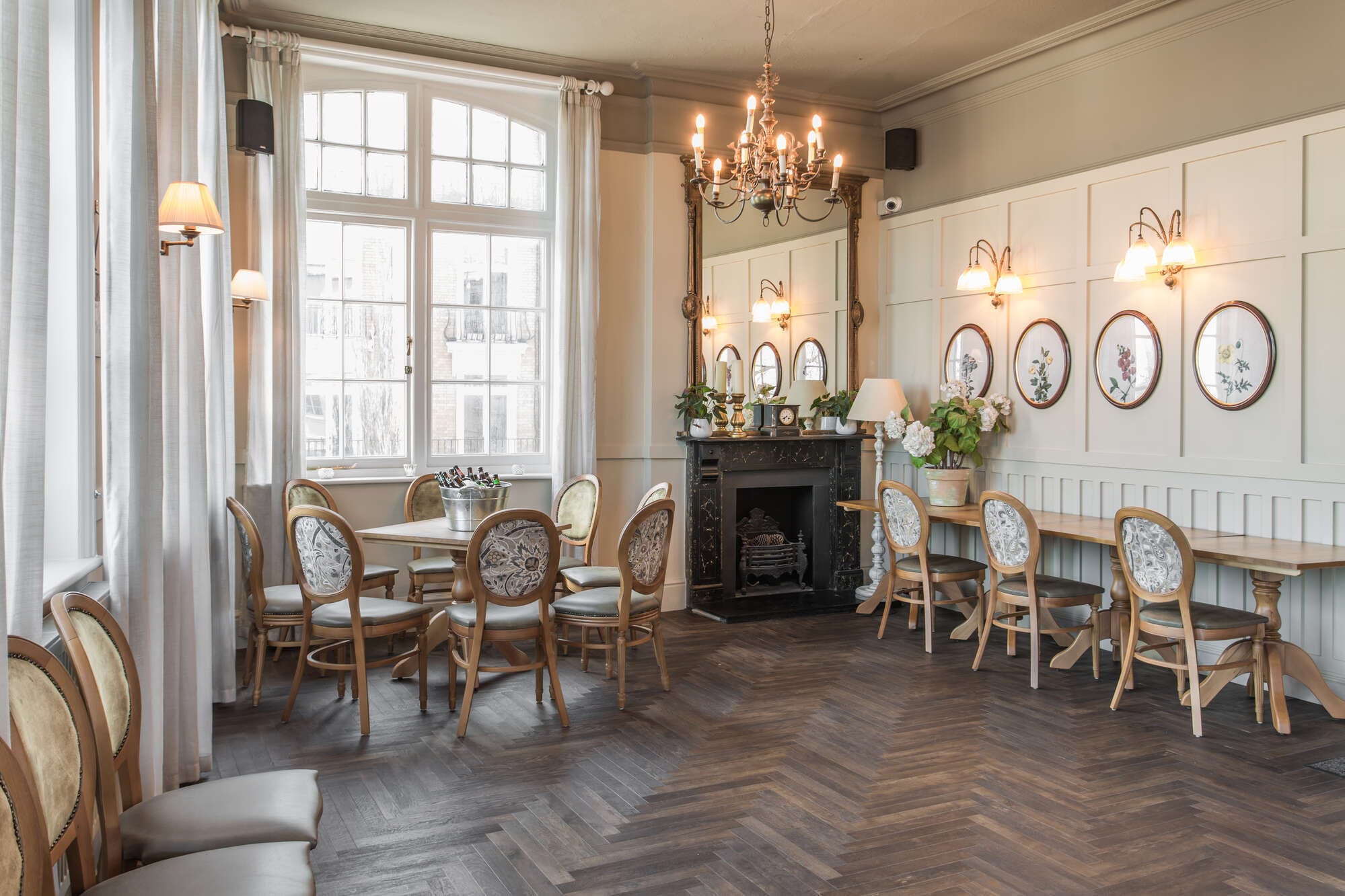 Photo of Duke’s Head Putney, The Wolsey Room