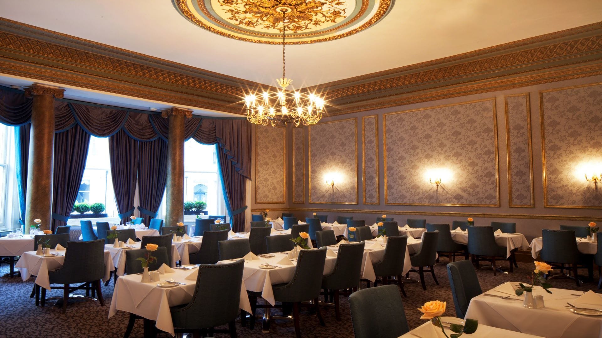 Photo of Strathmore Hotel, Study Suite
