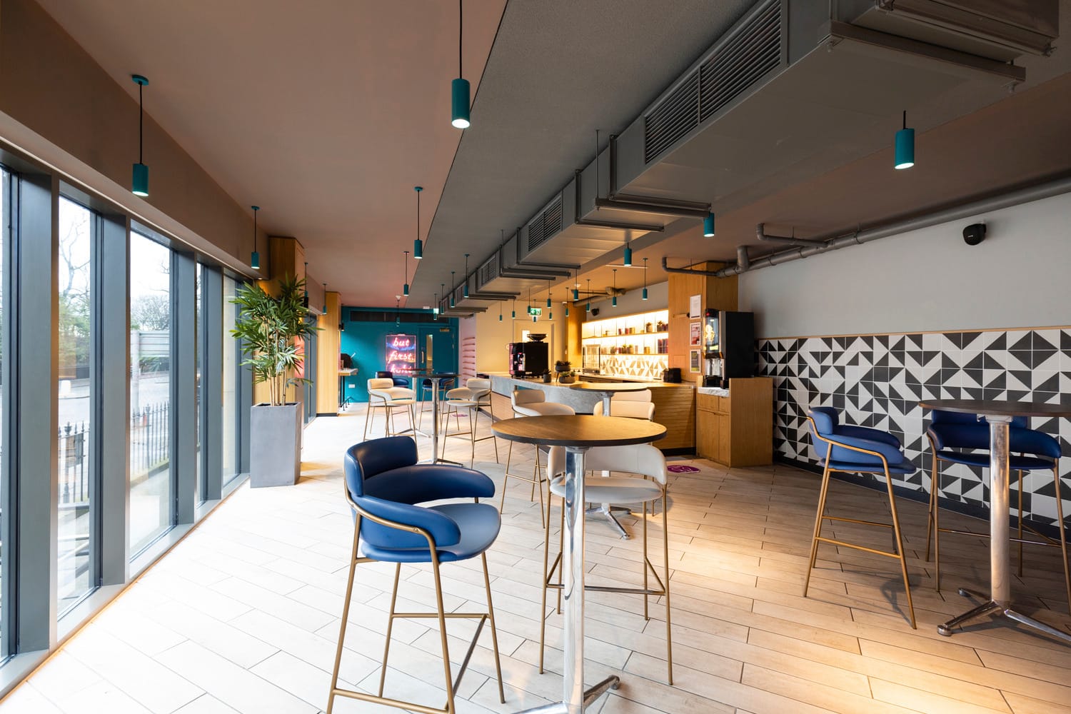 Photo of YOTEL Edinburgh, KOHI