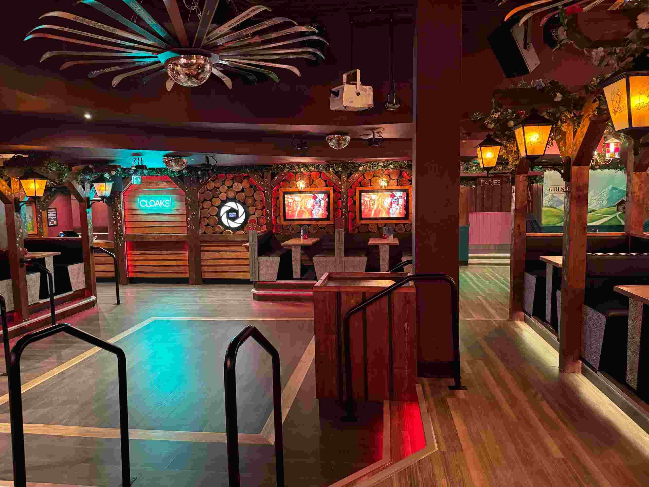 Photo of Barbara's Bier Haus Bristol, Bar 2