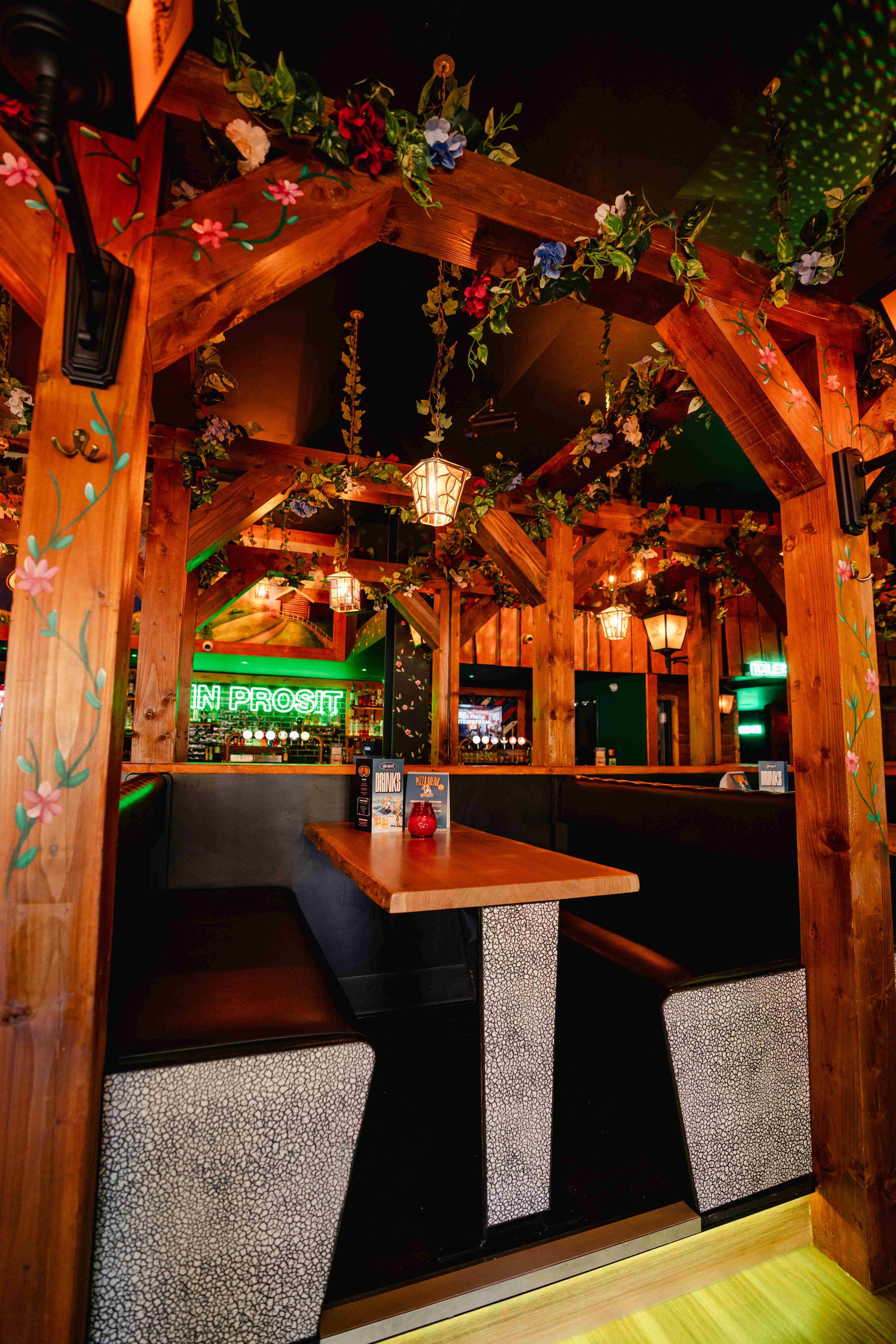 Photo of Barbara's Bier Haus Bristol, Bar 1