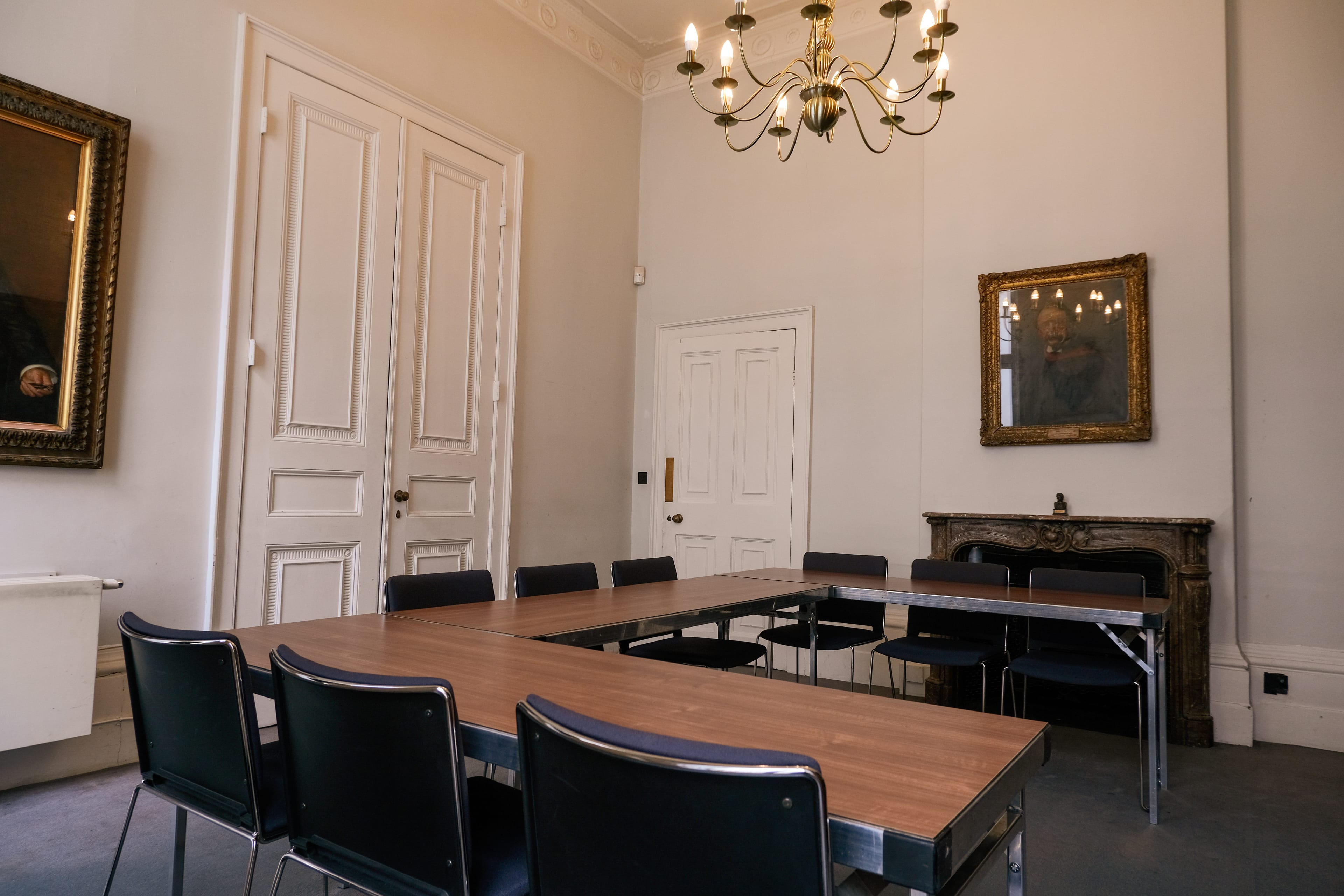 Photo of The Royal Institution, Speaker's Room