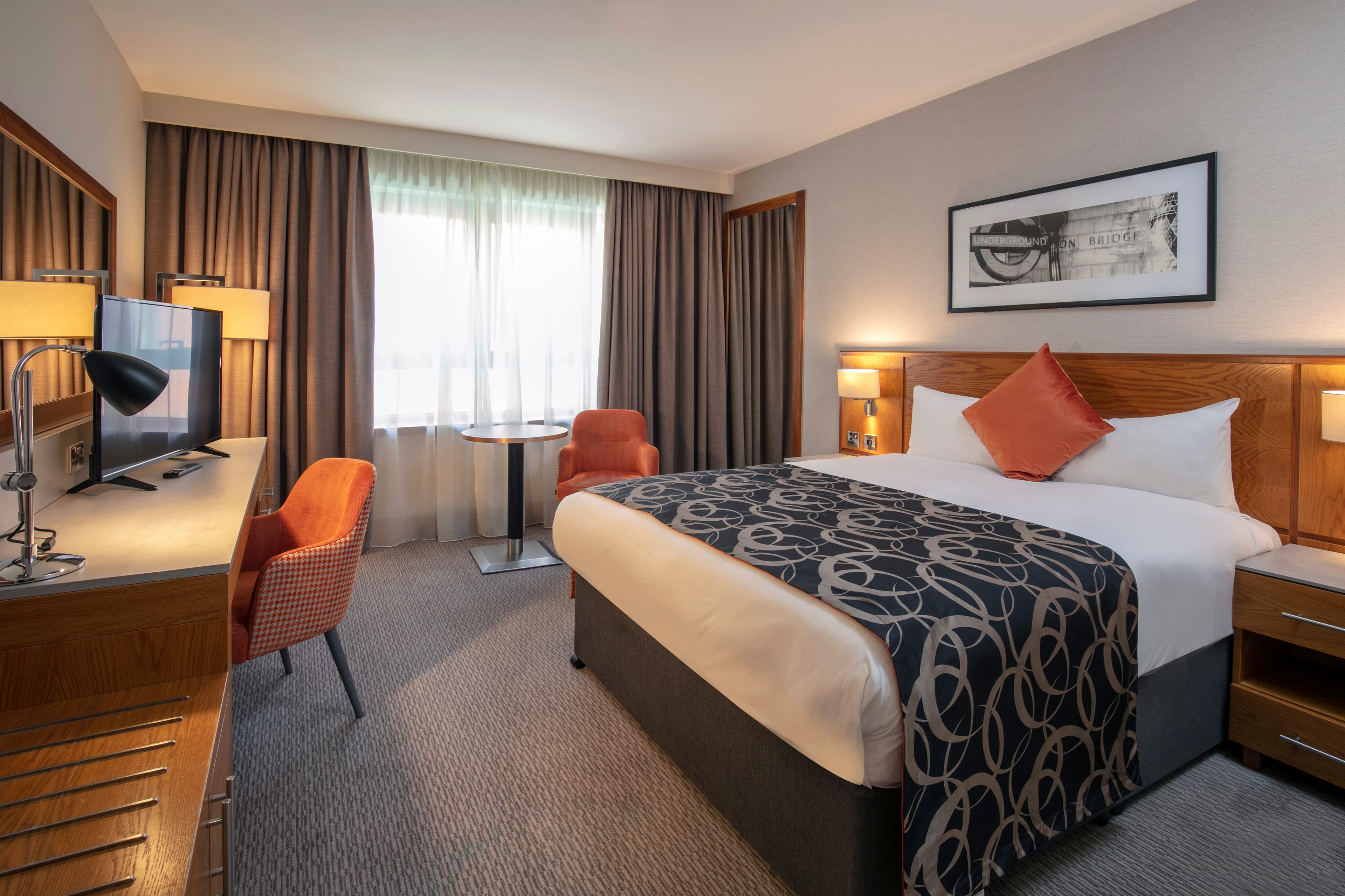 Photo of The Crown London Hotel, Ivy Suite