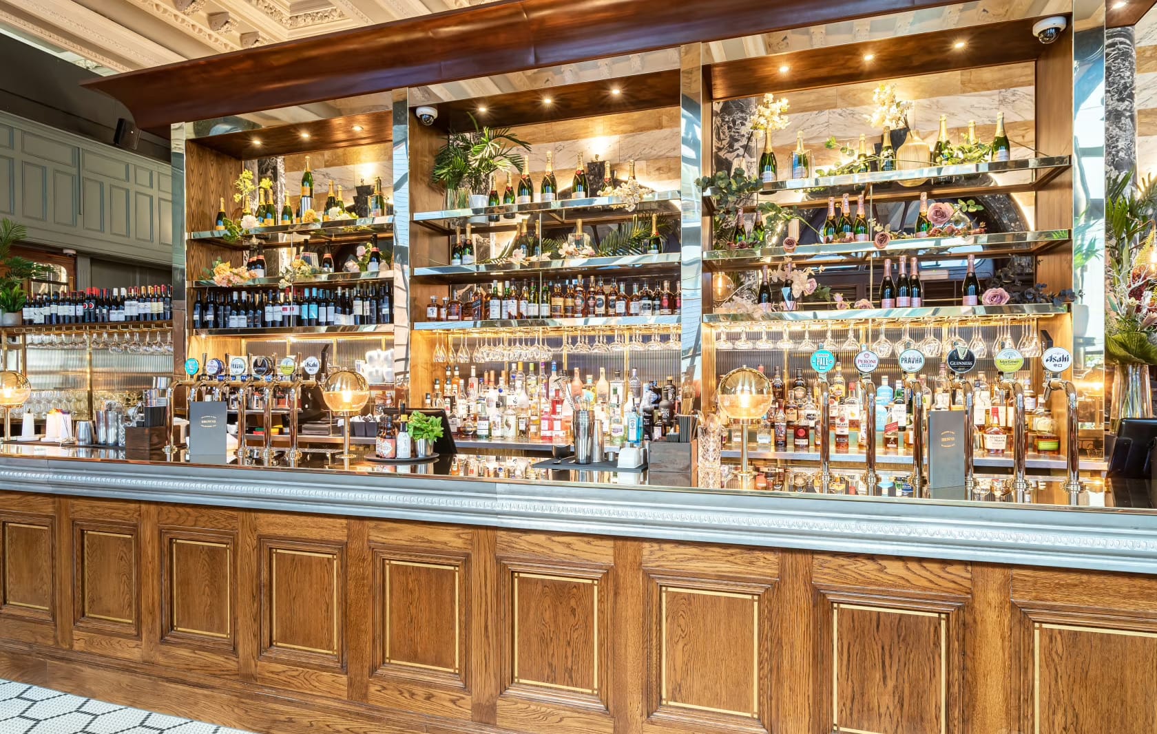 Photo of Browns Manchester, Bar