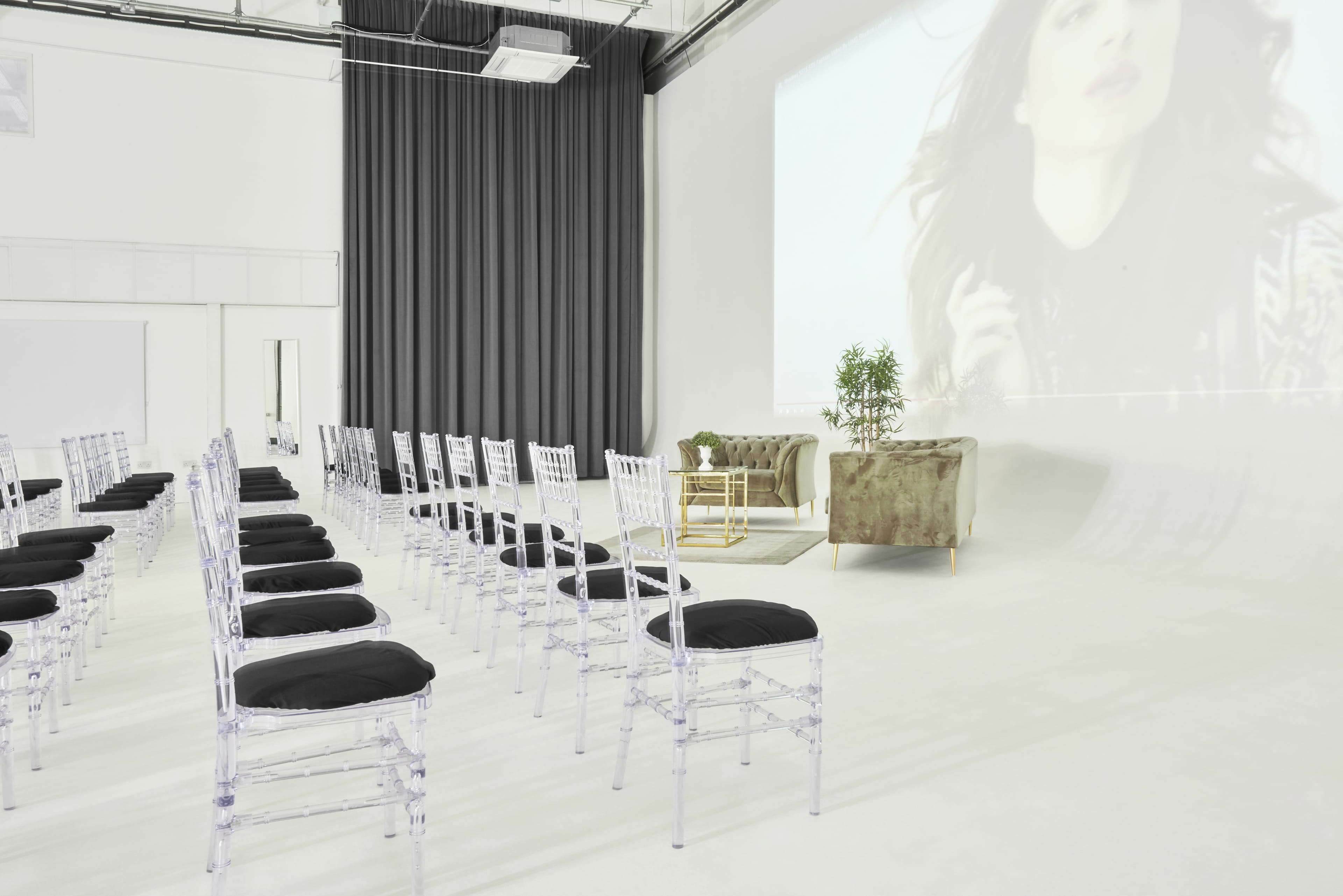 Photo of UniQ Royal Arsenal, S2 Royal Arsenal Corporate