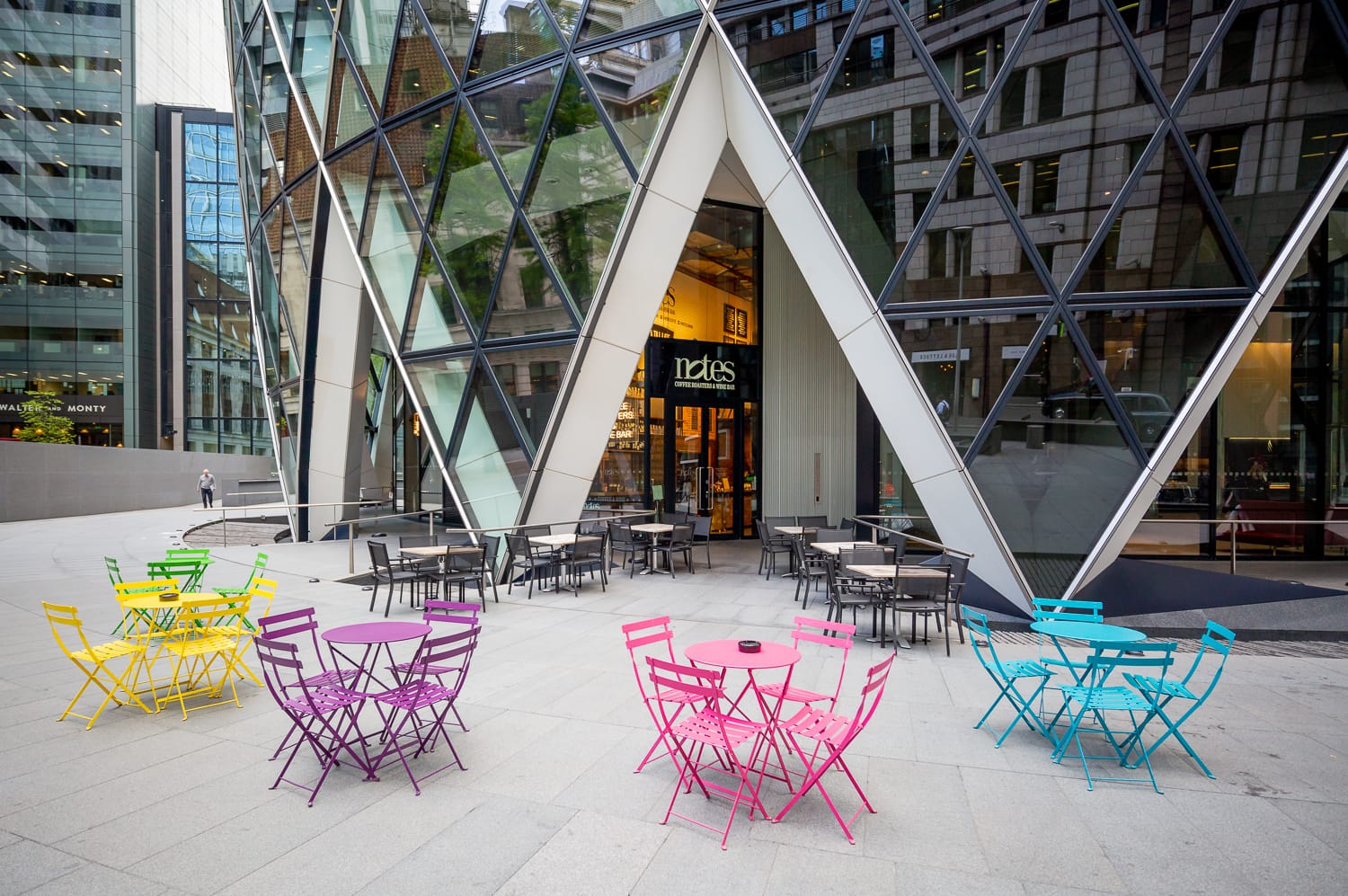 Photo of Notes Coffee Roasters And Bars The Gherkin, Full Venue With Outdoor Space