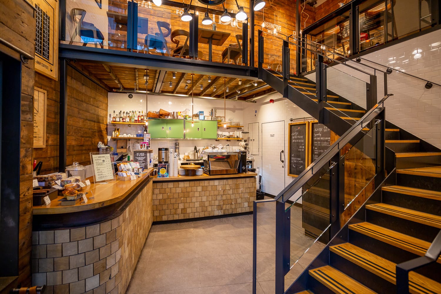 Photo of Notes Coffee Roasters And Bars The Gherkin, Full Venue With Outdoor Space