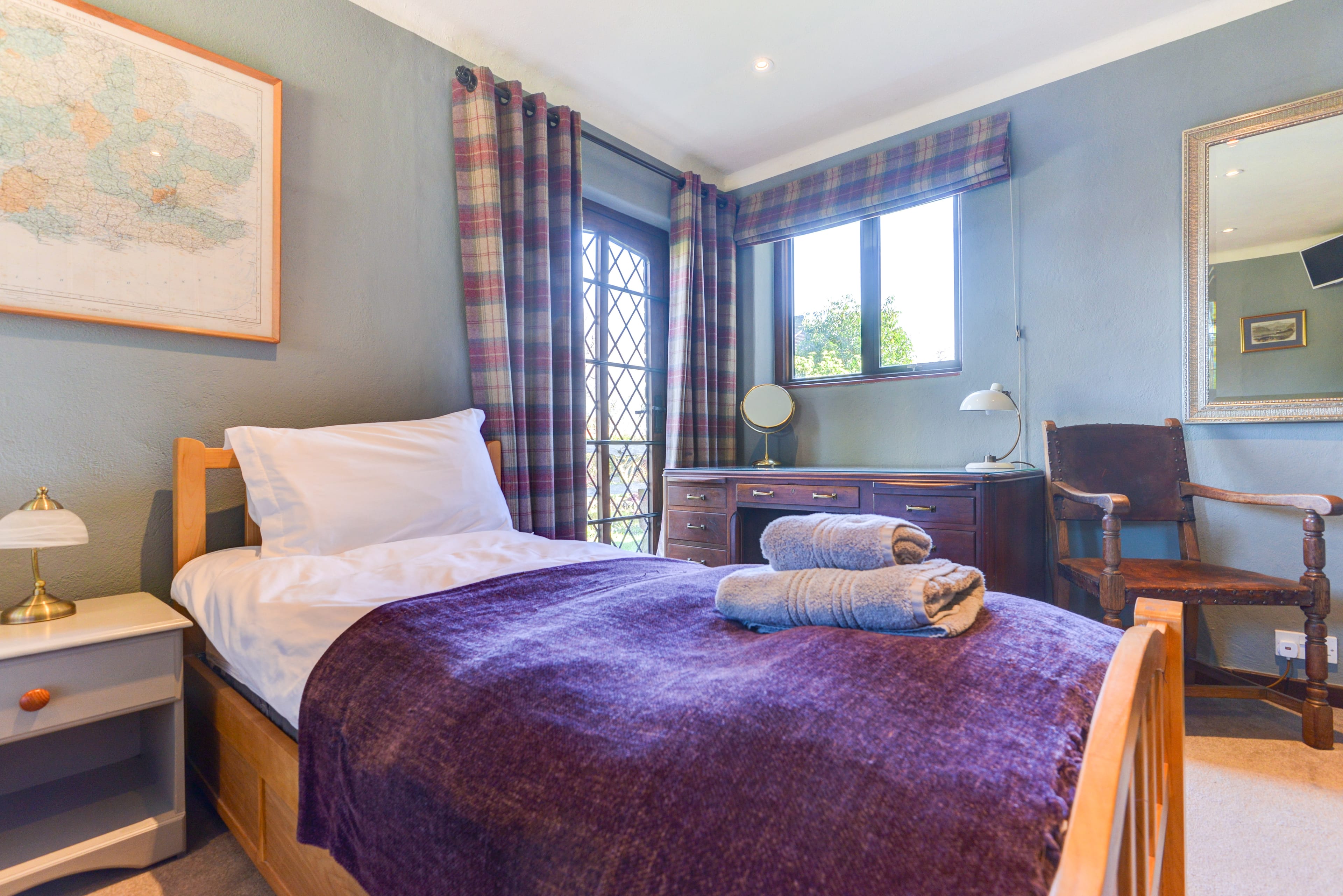 Photo of Oldfield House (and Cottage), Oldfield House - Whole House Overnight