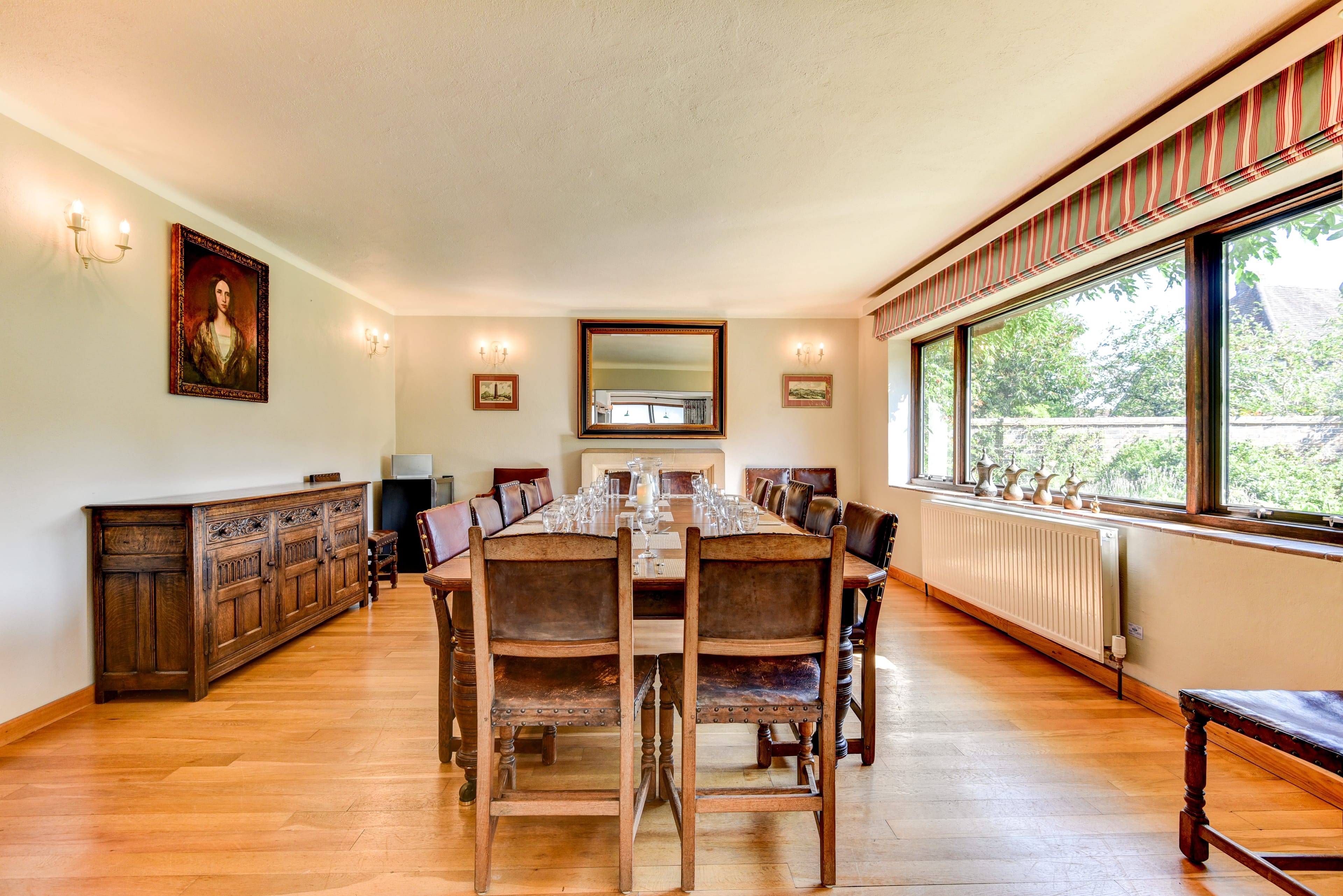 Photo of Oldfield House (and Cottage), Oldfield House - Whole House Overnight
