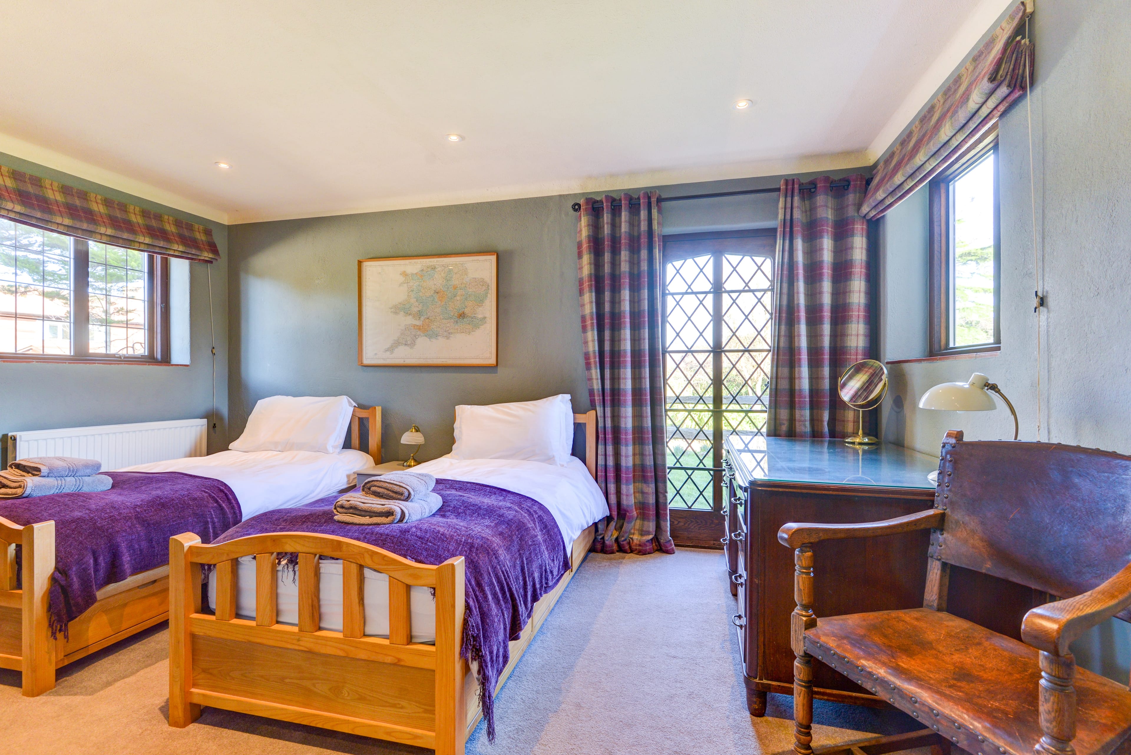 Photo of Oldfield House (and Cottage), Oldfield House - Whole House Overnight