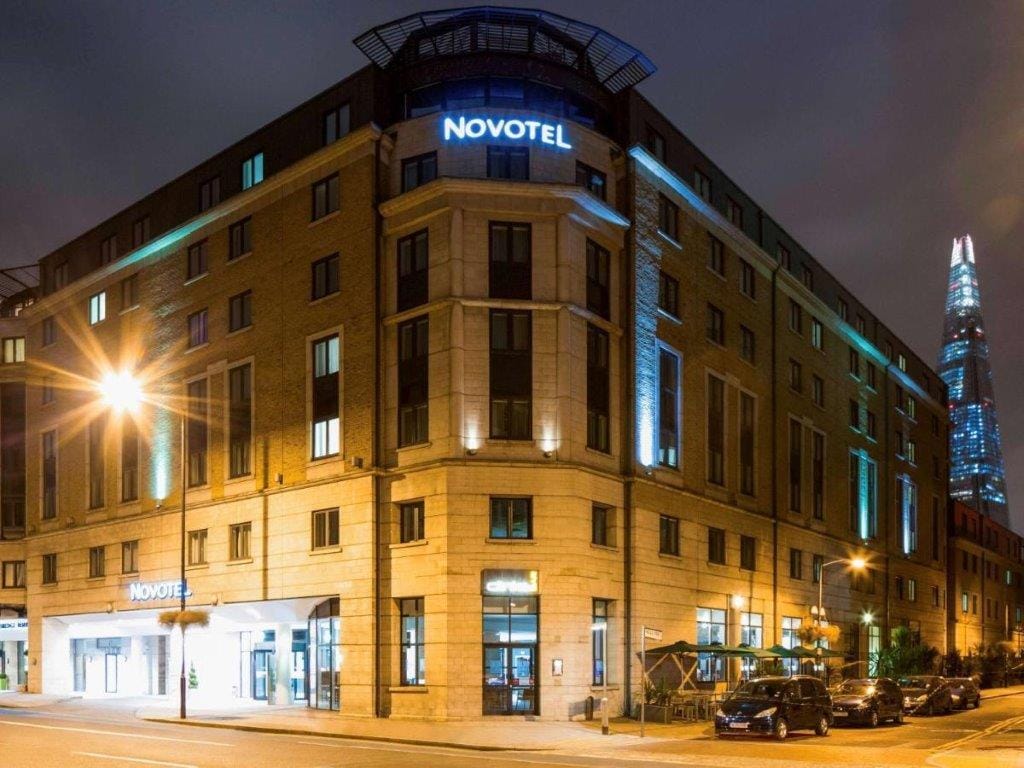 Photo of Novotel London City South, Tower Suite