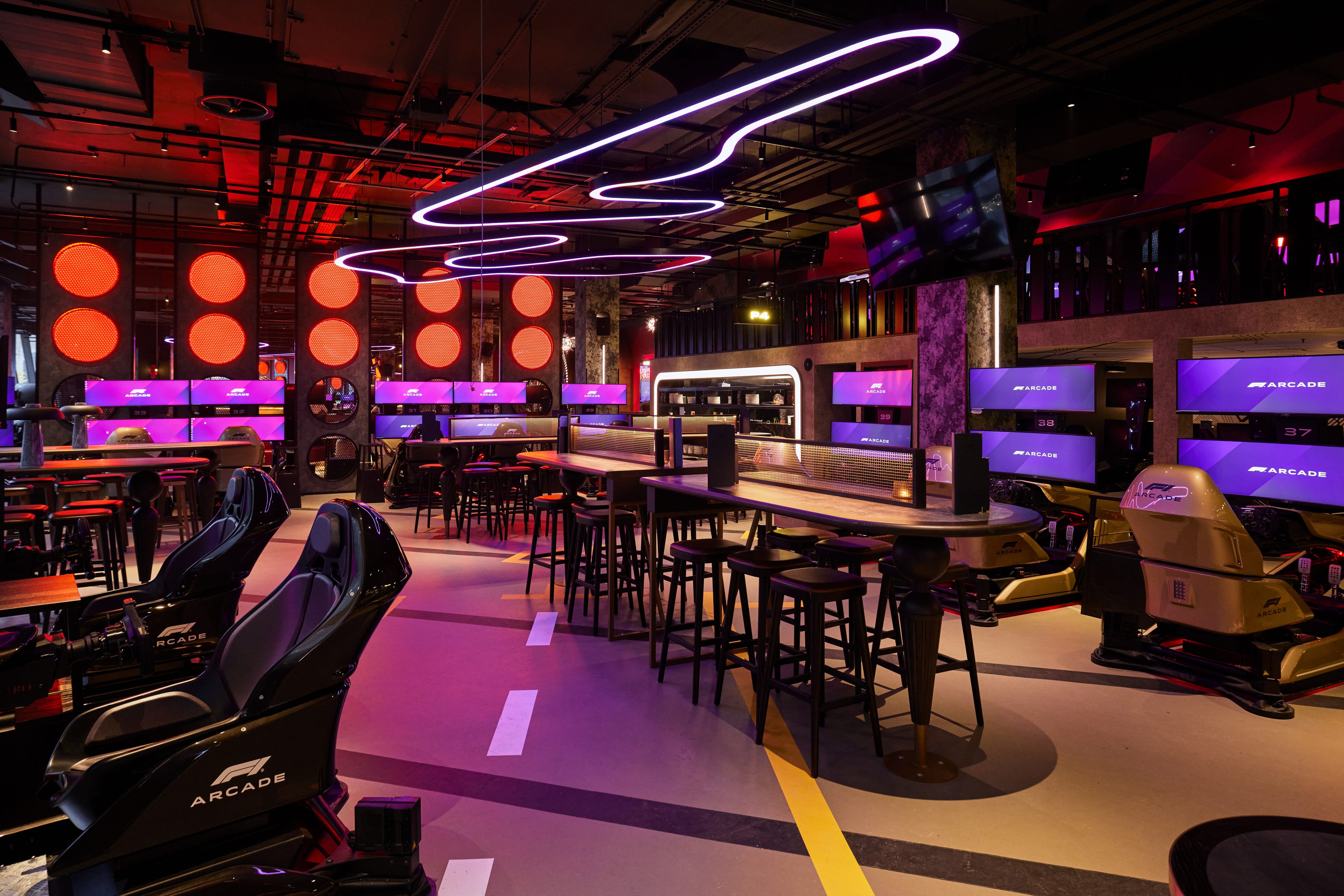 Photo of F1 Arcade - London, P4