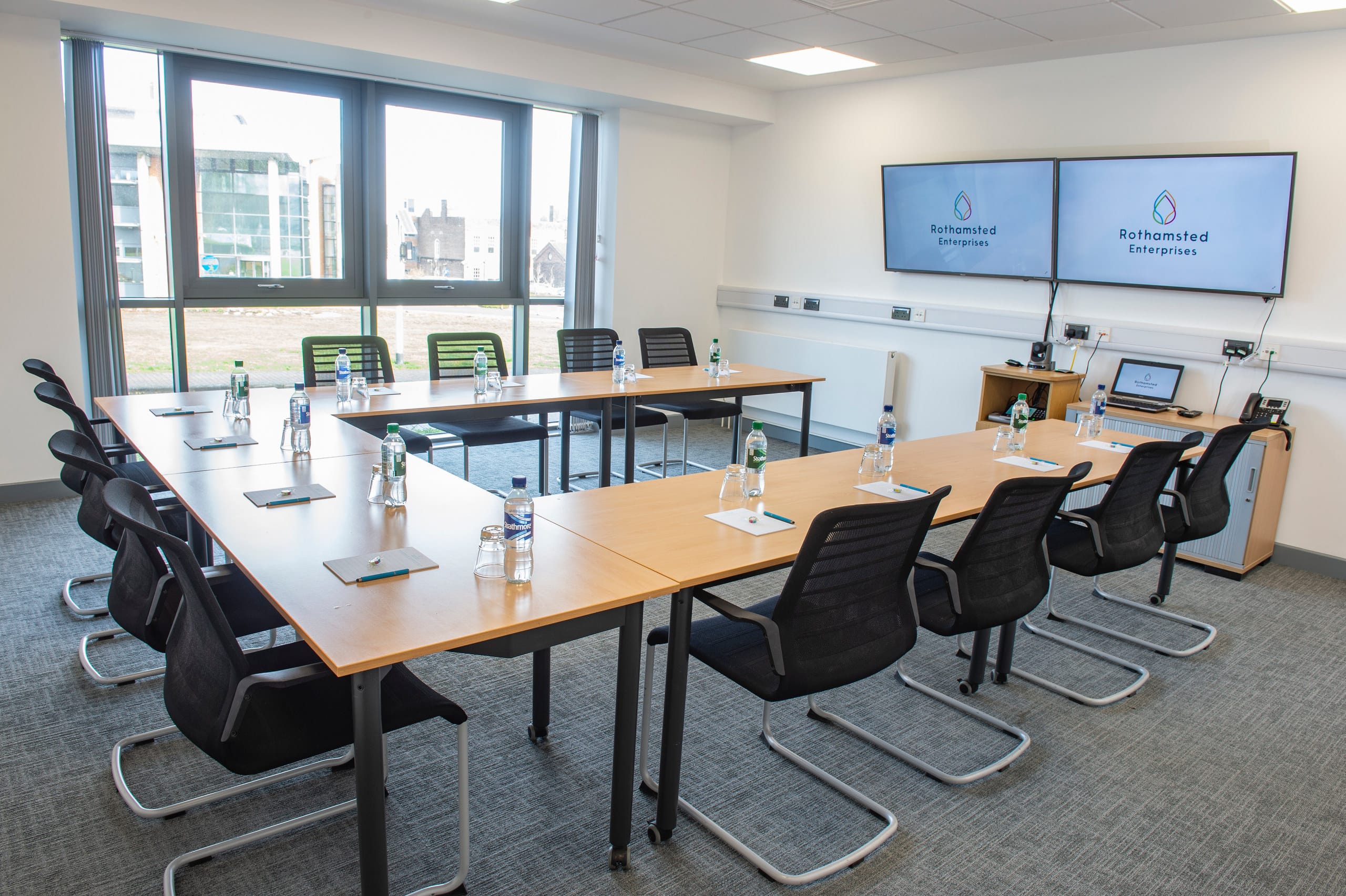 Photo of Rothamsted Enterprises Conference Centre, The Pirie Suite