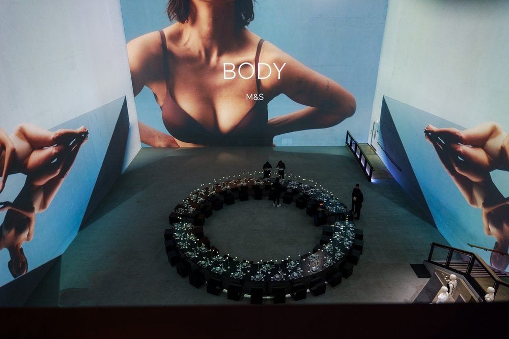 Photo of Lightroom, Lightroom Show Space