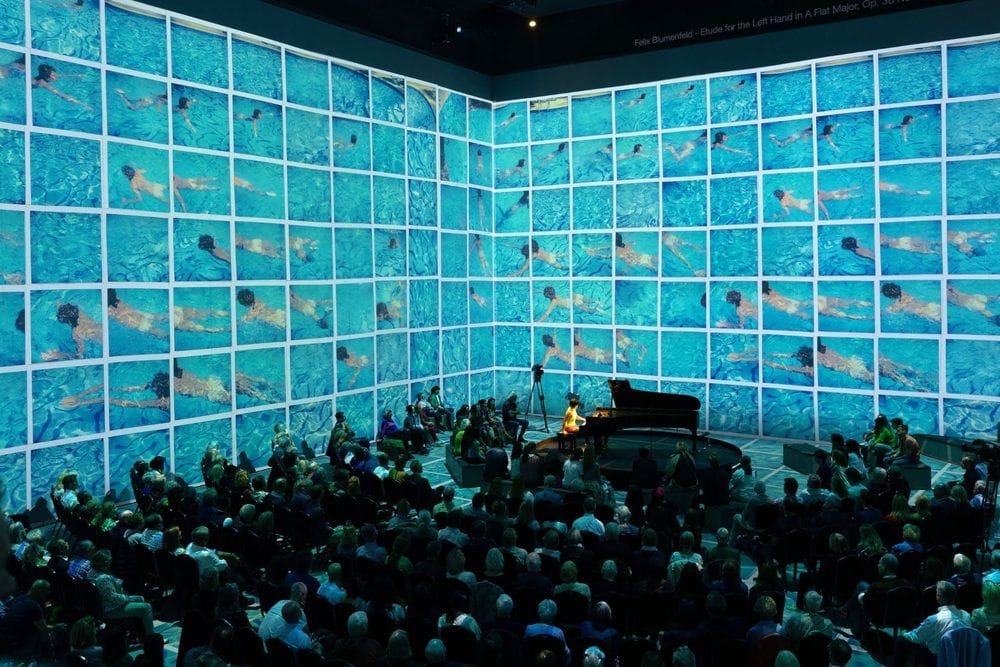 Photo of Lightroom, Lightroom Show Space