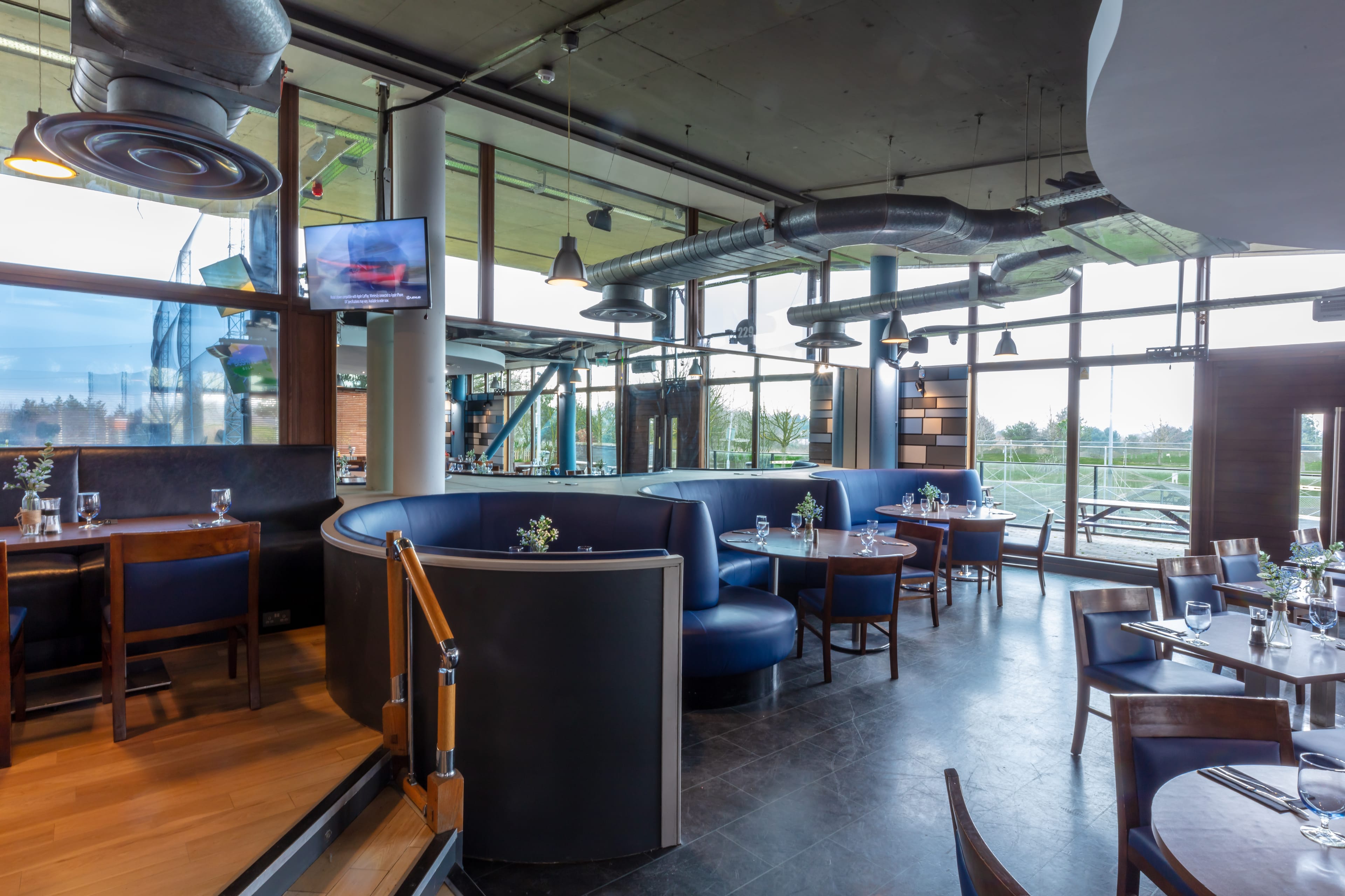 Photo of BigShots Golf Northwick Park, Blue Zenzer Restaurant