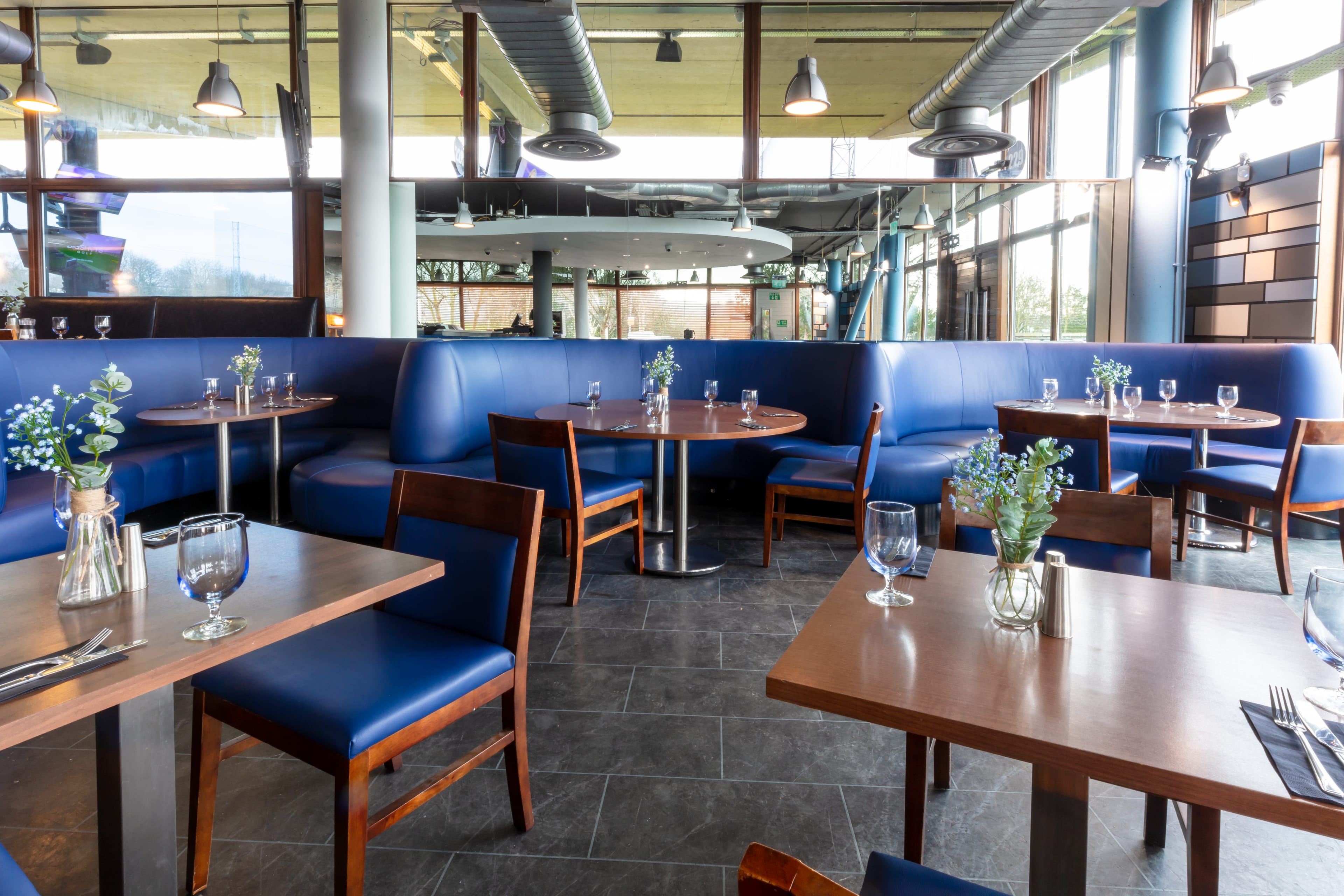 Photo of BigShots Golf Northwick Park, Blue Zenzer Restaurant