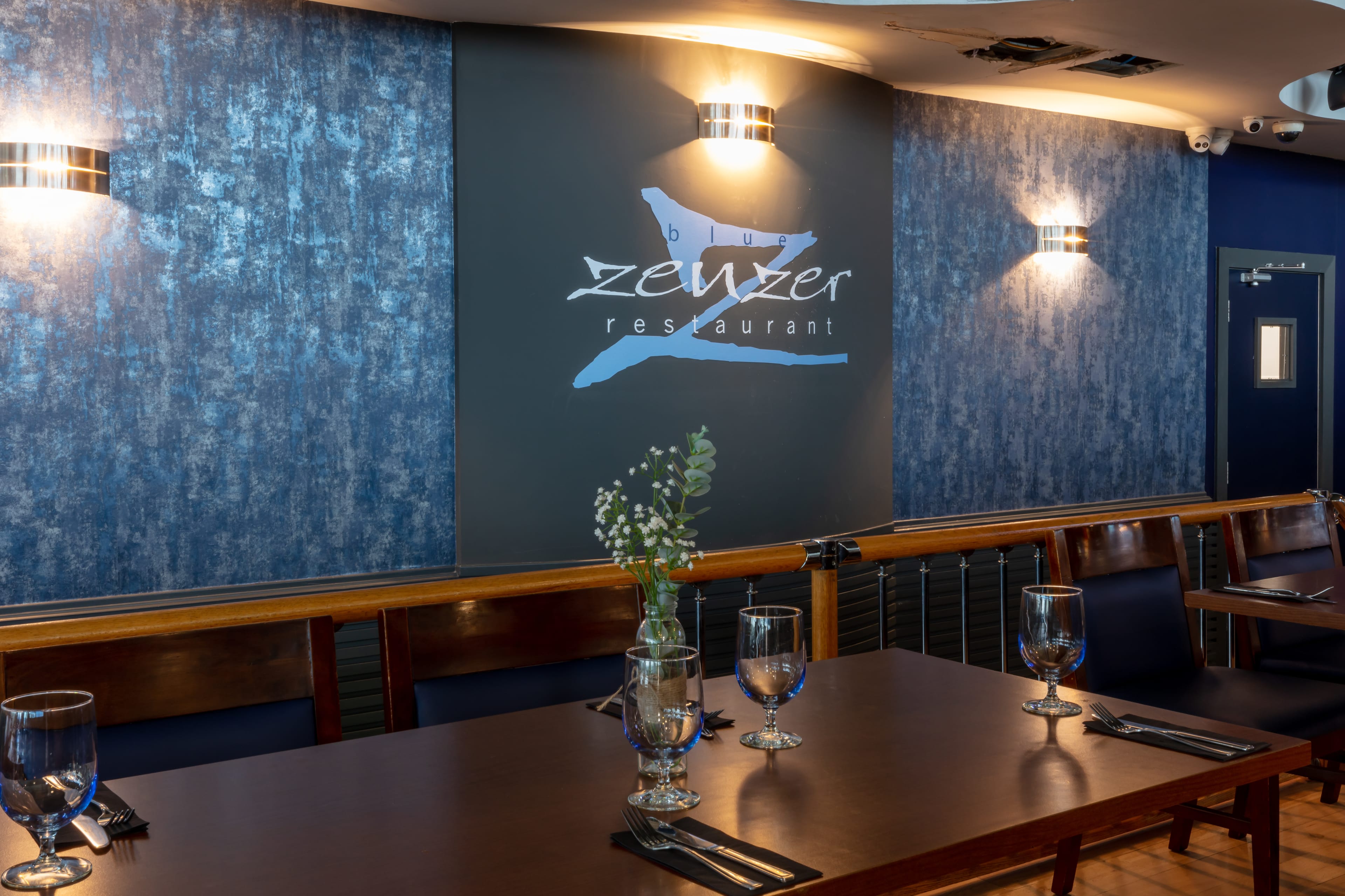 Photo of BigShots Golf Northwick Park, Blue Zenzer Restaurant