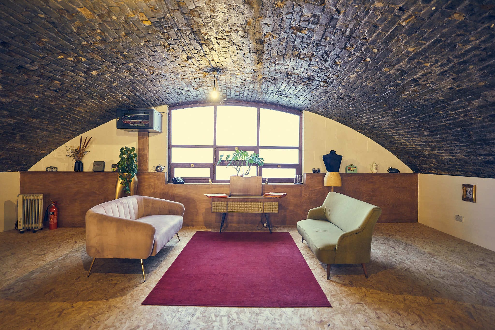 Photo of Motel, Arch 406