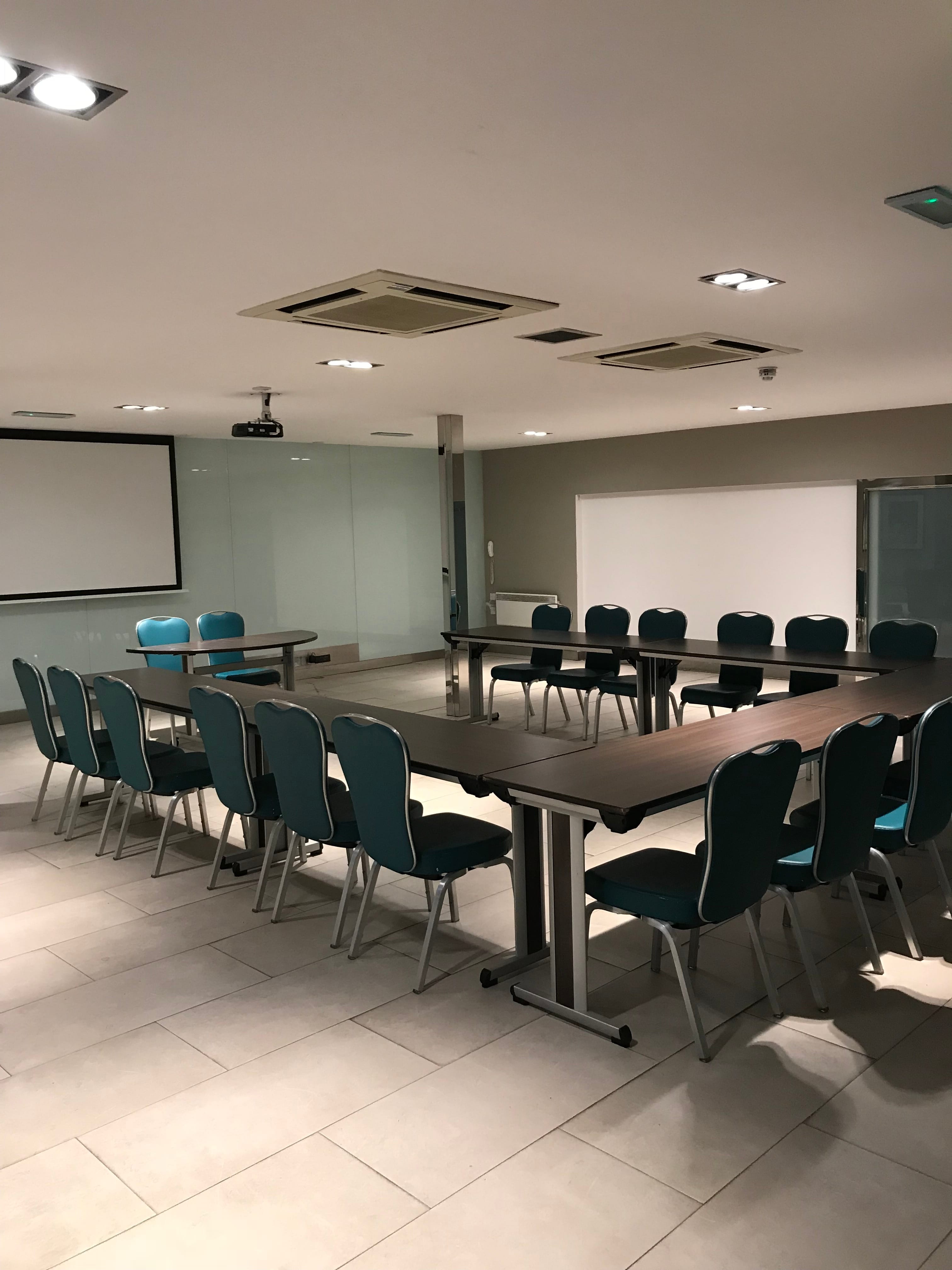 Photo of Doubletree By Hilton Edinburgh City Centre, The Hawthorn