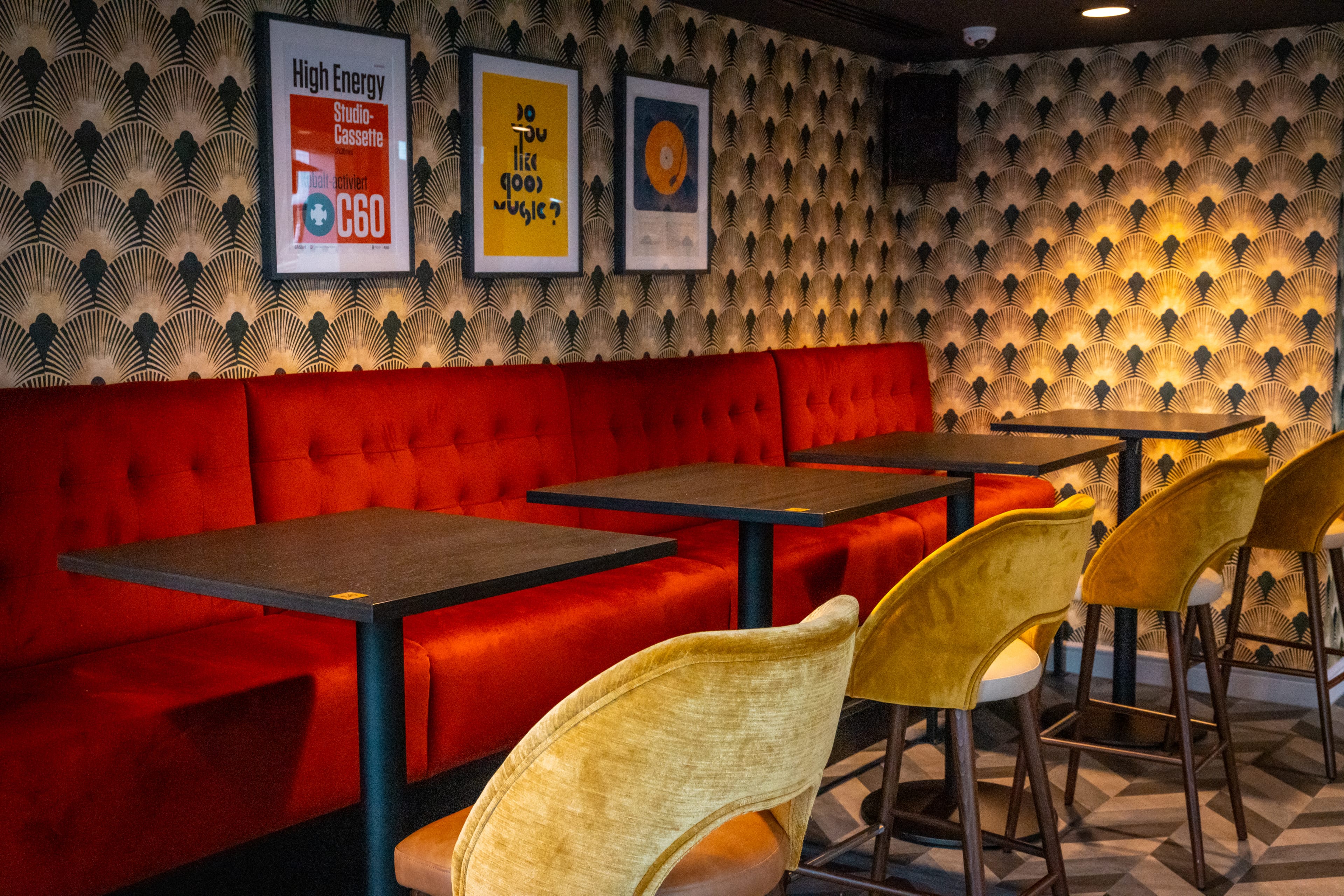 Photo of Amazing Grace Canary Wharf, Full Venue Hire