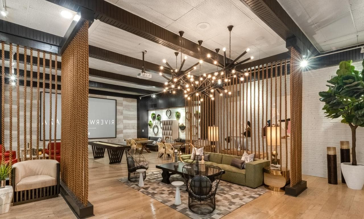 Bar And Grill, Riverwalk Plaza Hotel photo #1