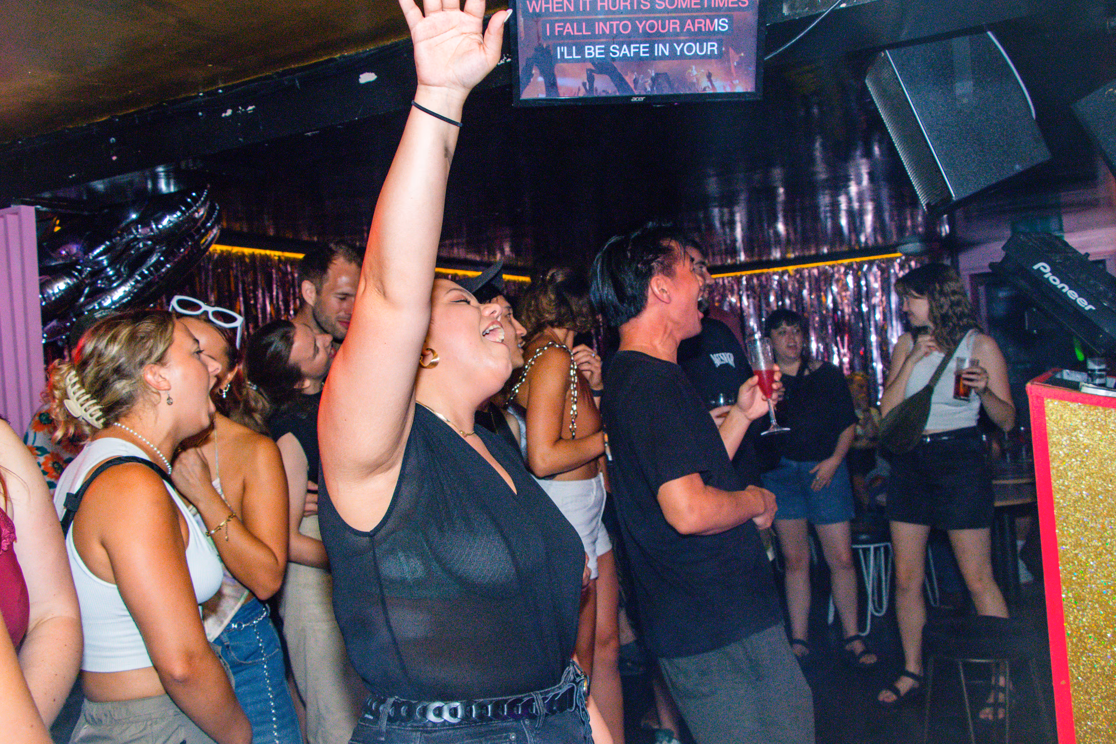 The Karaoke Hole, The Karaoke Hole photo #11