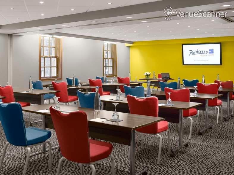 Holyrod 1 & 2, Radisson Blu Hotel, Edinburgh photo #1