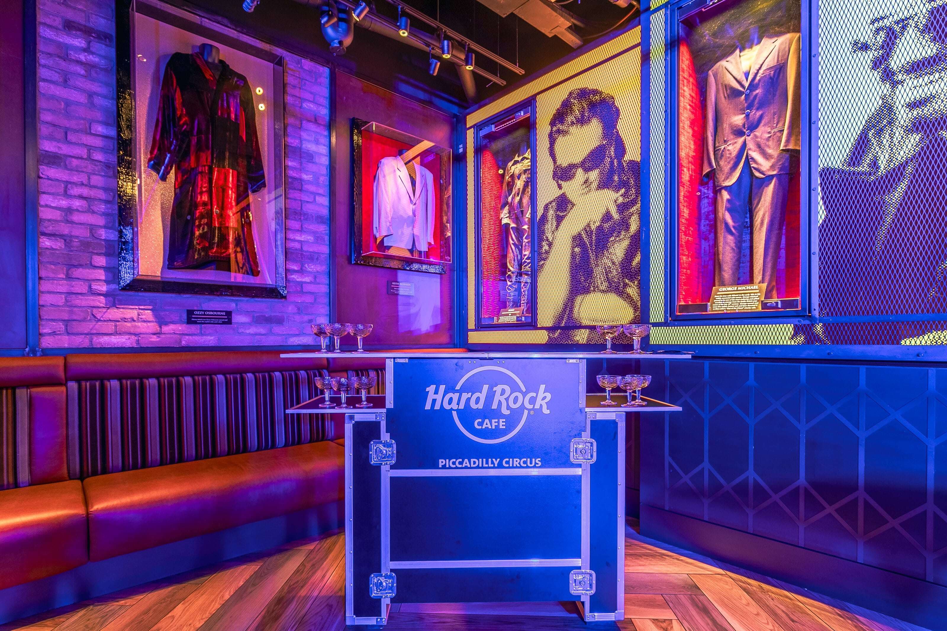 The Stage, Hard Rock Cafe Piccadilly Circus photo #5