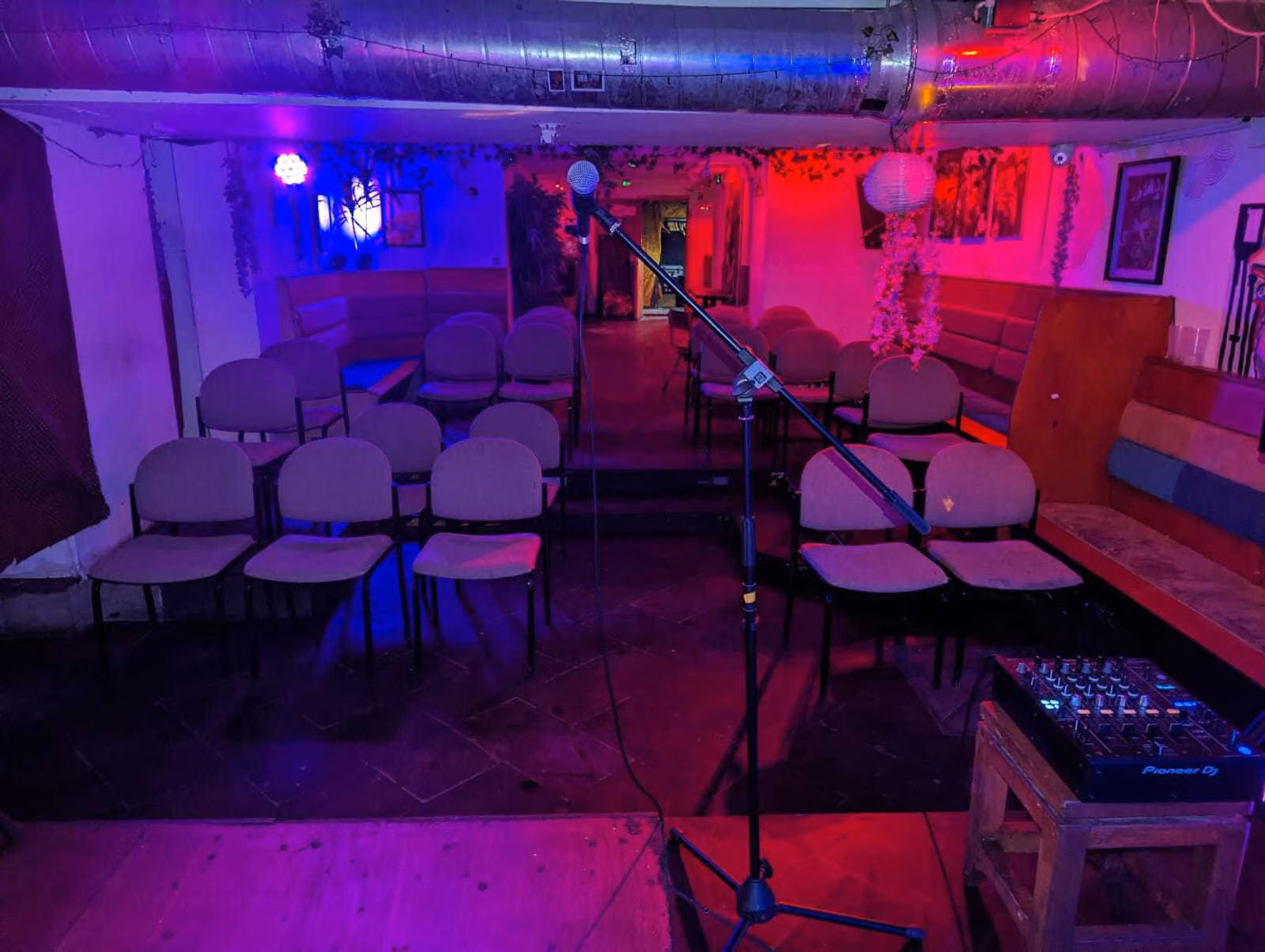 Photo of Dalston Den, Dalston Den Room 1 - Gallery / Bar / Nightclub