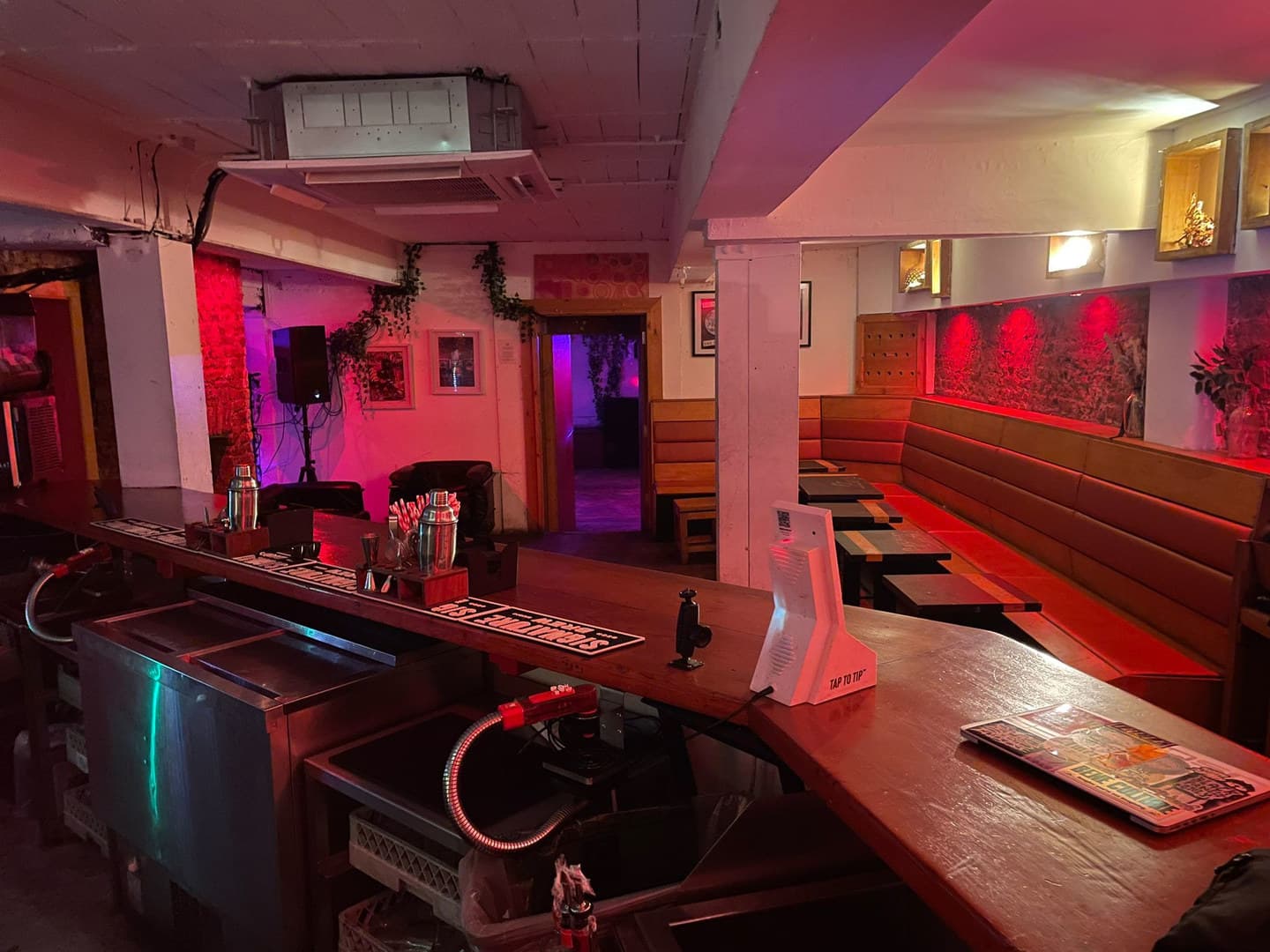 Dalston Den Room 1 - Gallery / Bar / Nightclub, Dalston Den photo #1